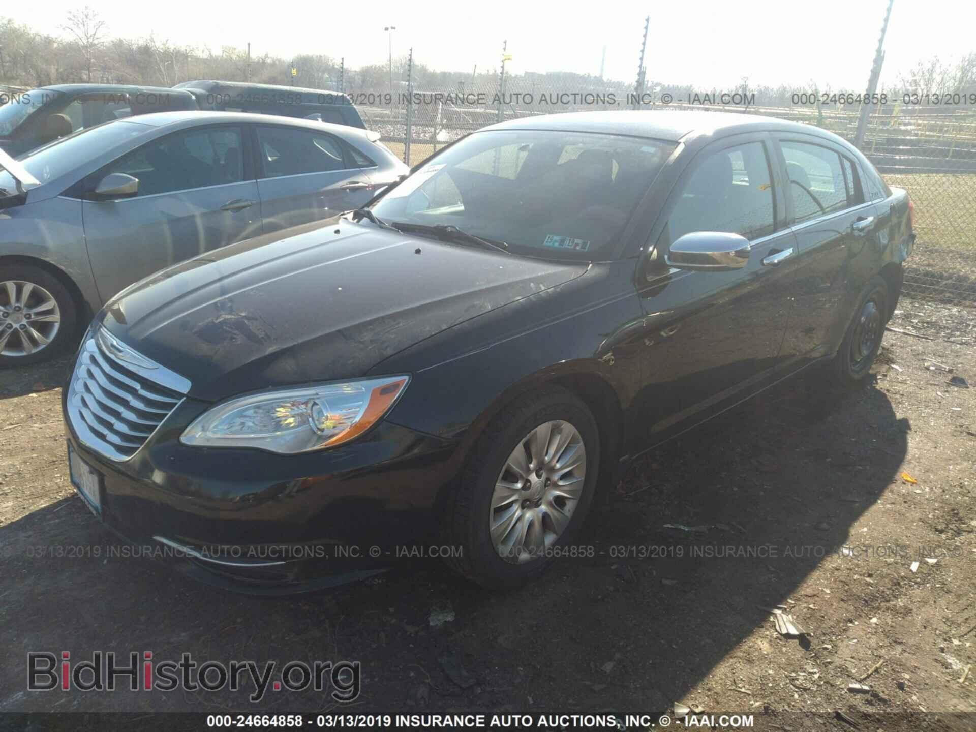 2012 CHRYSLER 200 - VIN: 1C3CCBABXCN152721 - Фото 2