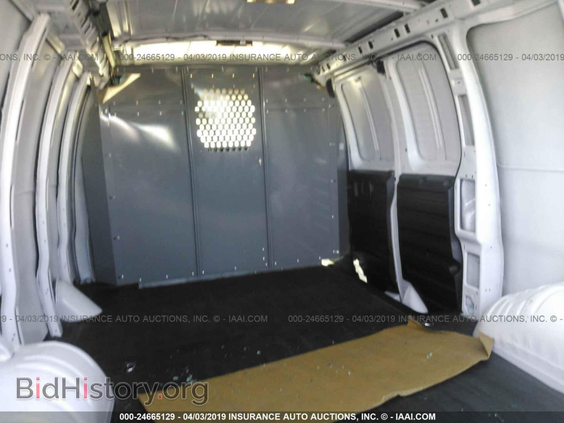 2017 GMC SAVANA - VIN: 1GTW7AFF0H1322005 - Фото 8