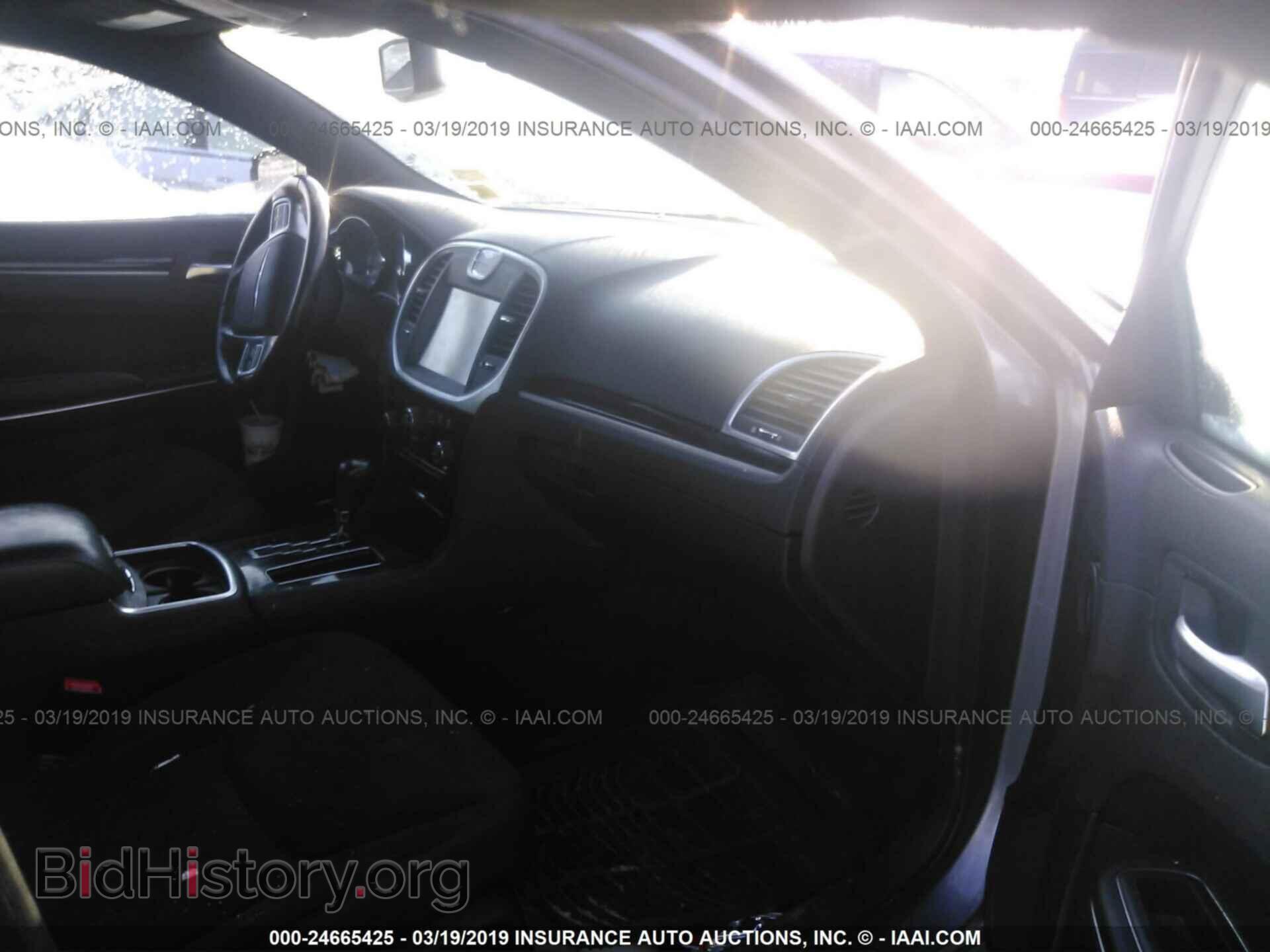 2011 CHRYSLER 300 - VIN: 2C3CA4CG2BH523212 - Фото 5