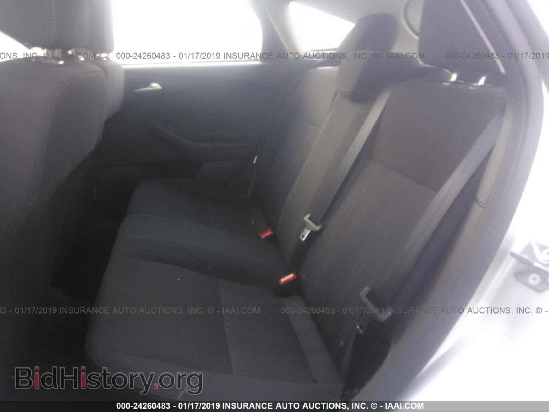 2018 FORD FOCUS - VIN: 1FADP3K22JL237110 - Фото 8