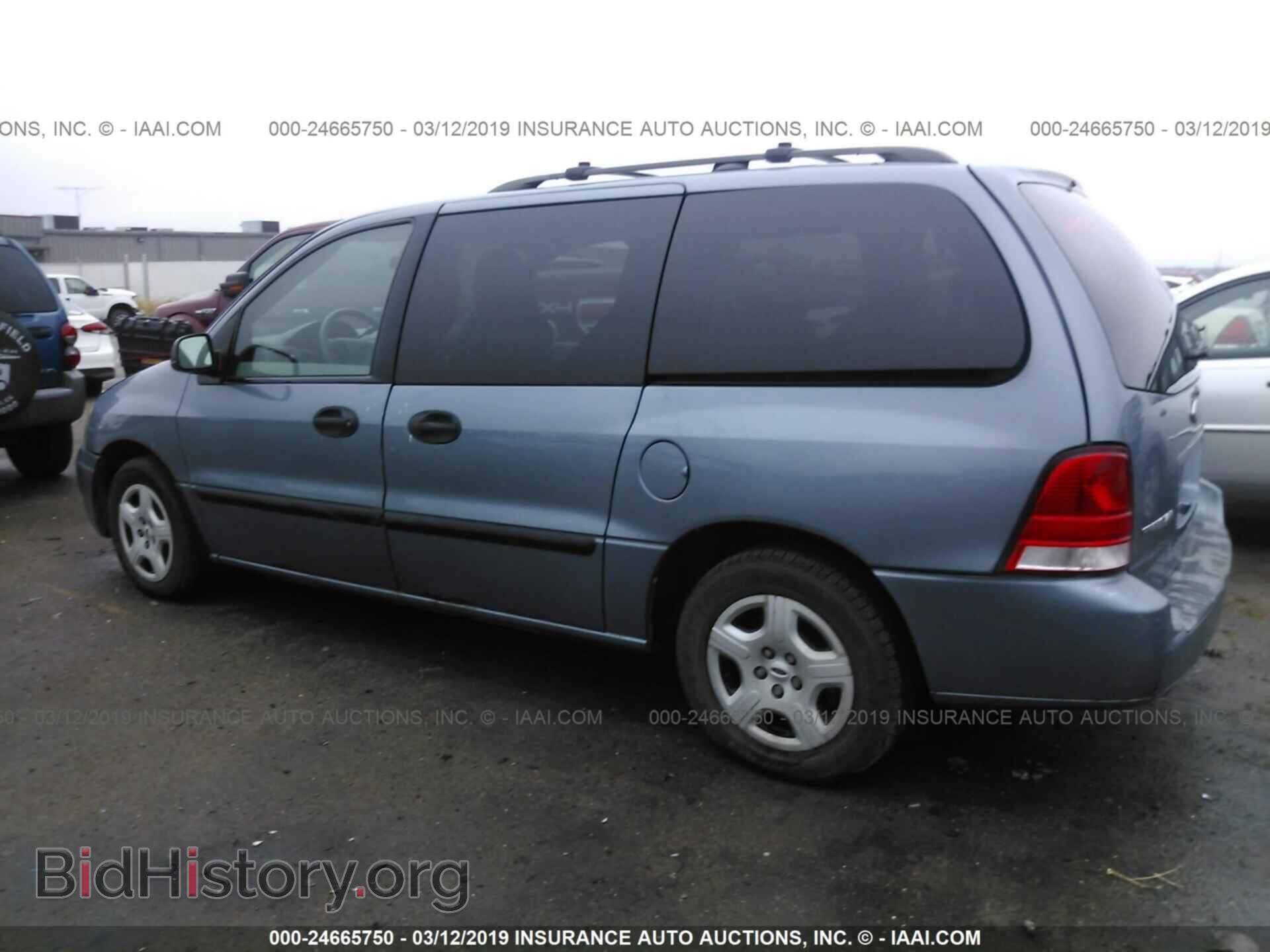2005 FORD FREESTAR - VIN: 2FMZA51625BA13256 - Фото 3