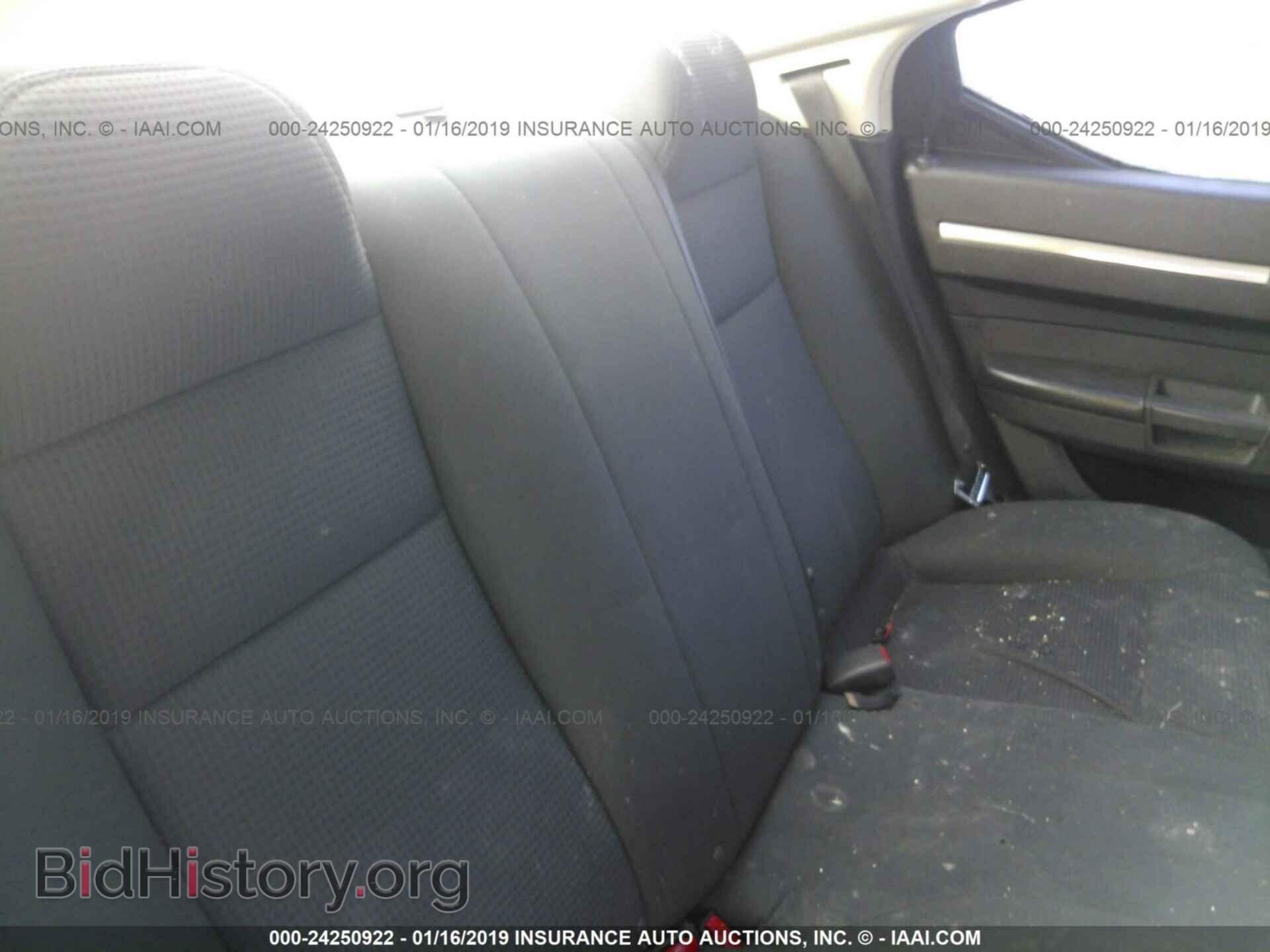 2010 DODGE CHARGER - VIN: 2B3CA4CD3AH305894 - Фото 8
