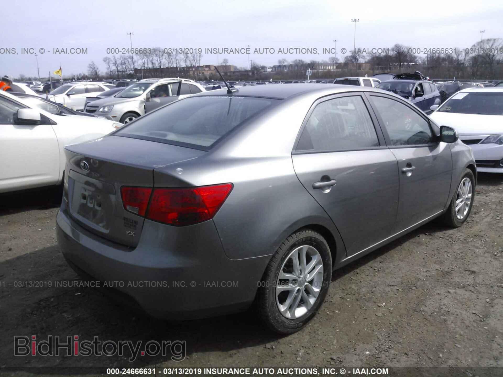 2012 KIA FORTE - VIN: KNAFU4A2XC5562143 - Фото 4