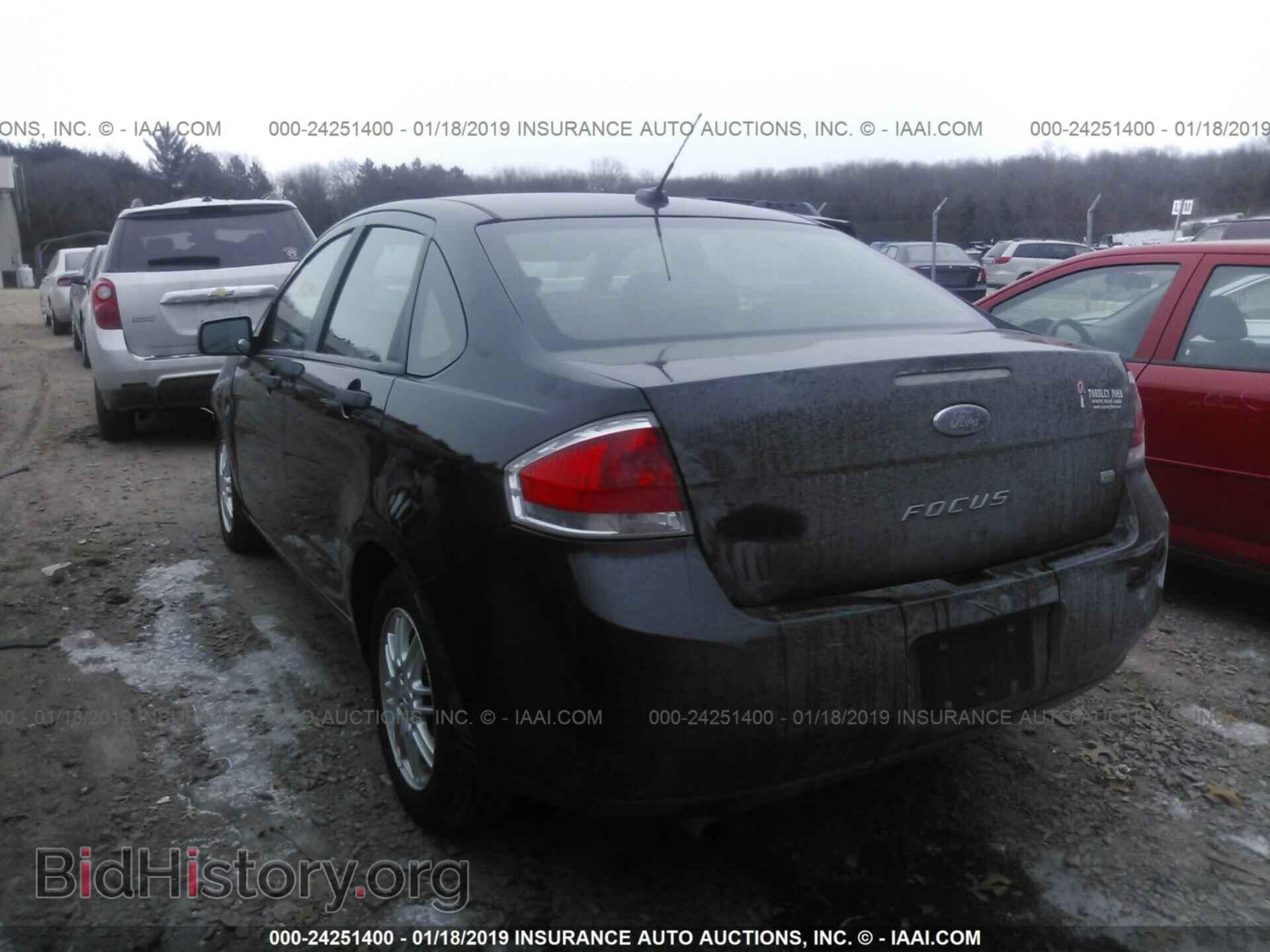 2011 FORD FOCUS - VIN: 1FAHP3FN3BW166618 - Photo 3