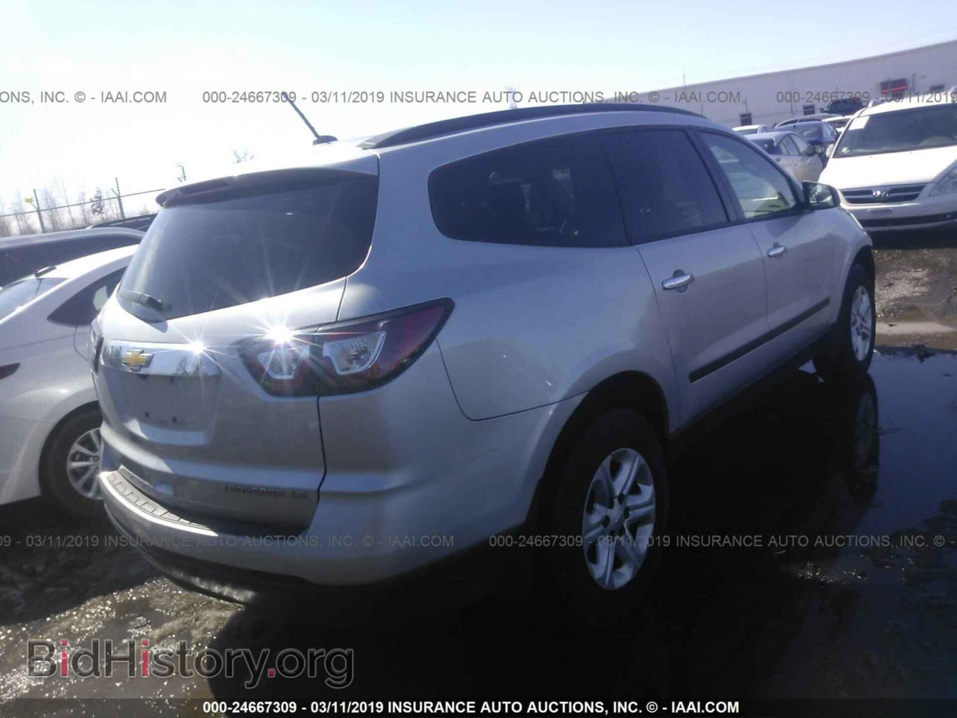 2015 CHEVROLET TRAVERSE - VIN: 1GNKRFED2FJ194974 - Фото 4