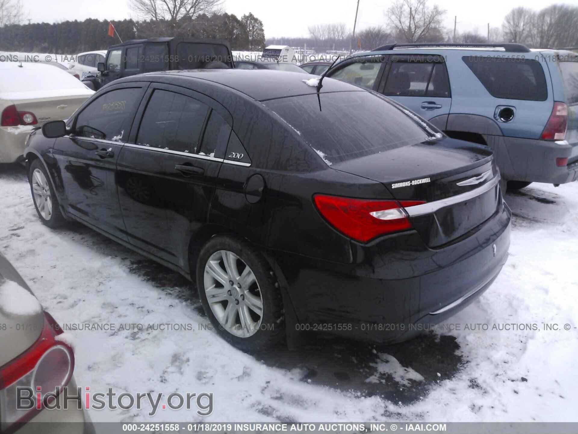 2012 CHRYSLER 200 - VIN: 1C3CCBBB9CN144205 - Фото 3