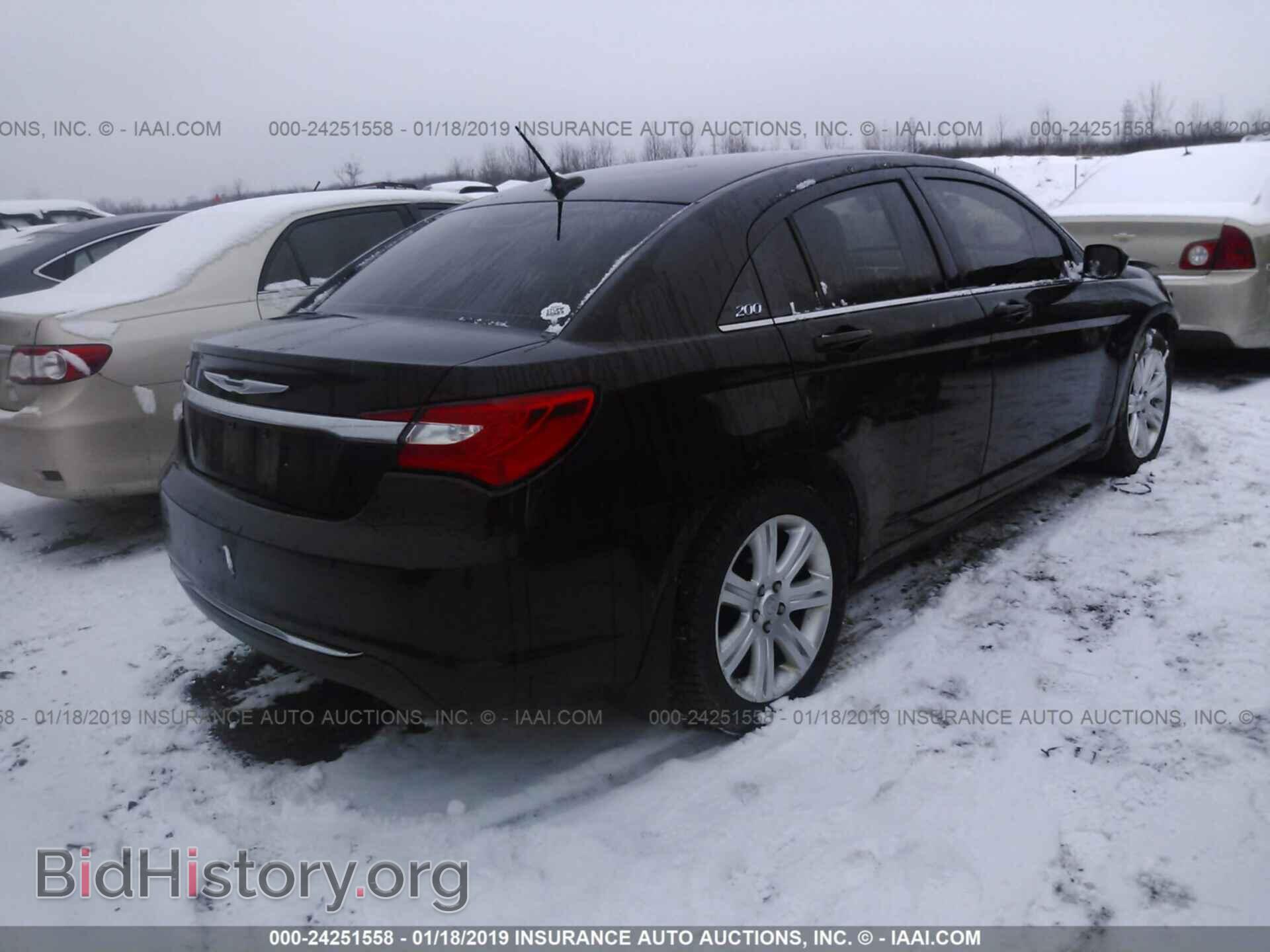 2012 CHRYSLER 200 - VIN: 1C3CCBBB9CN144205 - Фото 4