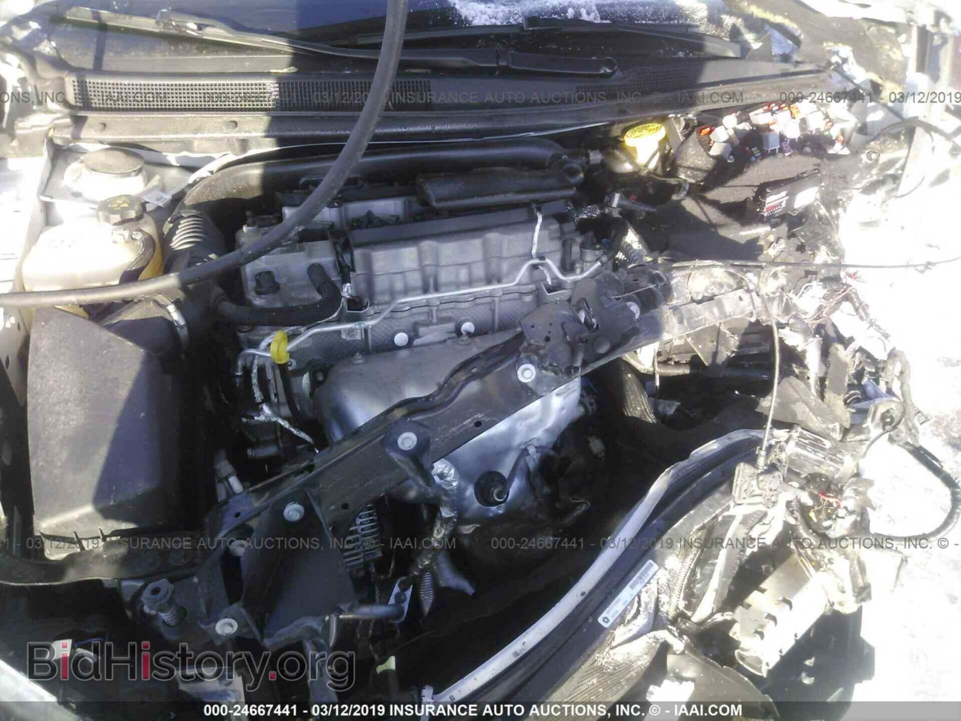 2016 CHRYSLER 200 - VIN: 1C3CCCAB3GN174538 - Photo 10
