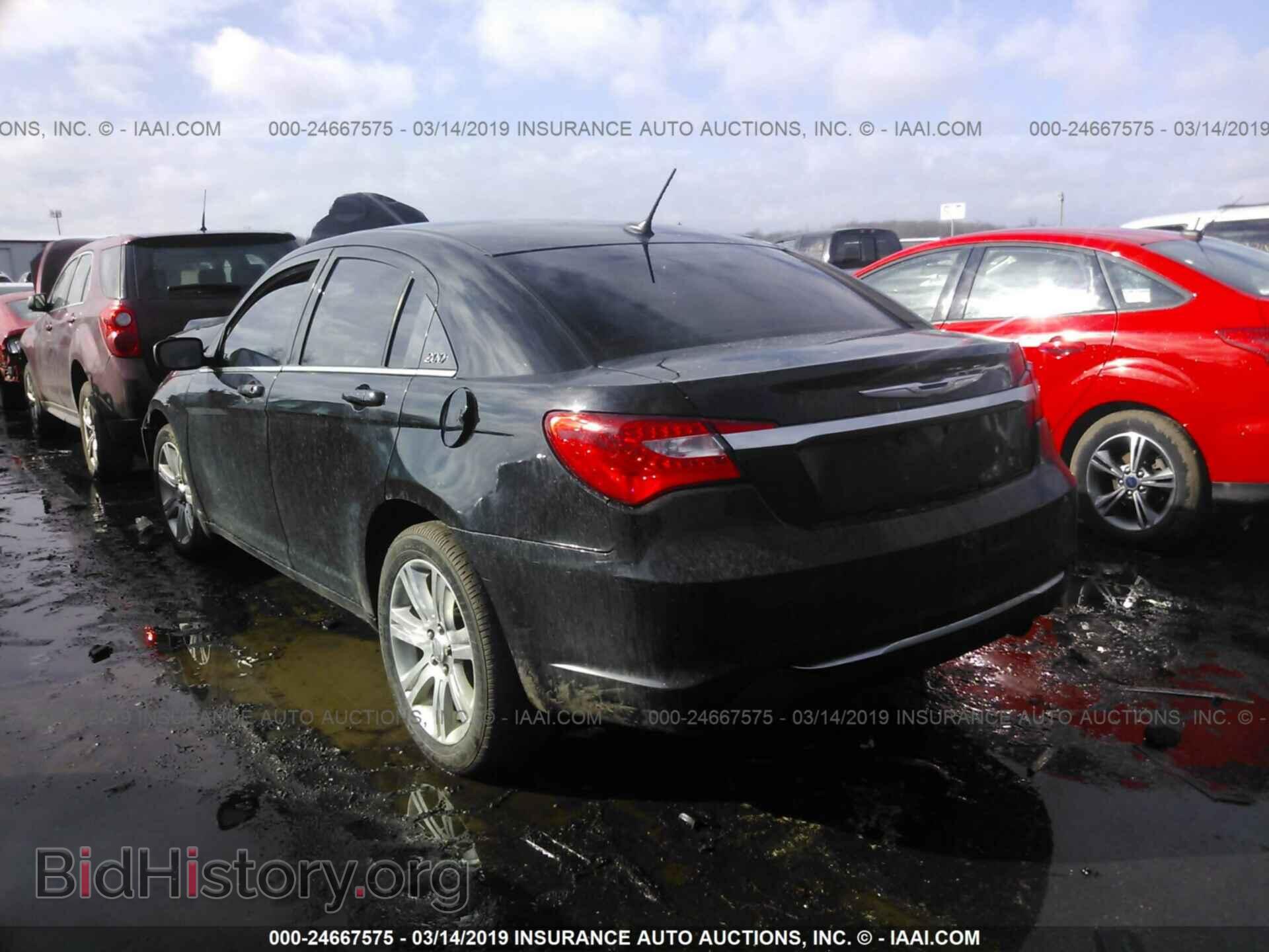 2011 CHRYSLER 200 - VIN: 1C3BC1FB9BN576775 - Фото 3