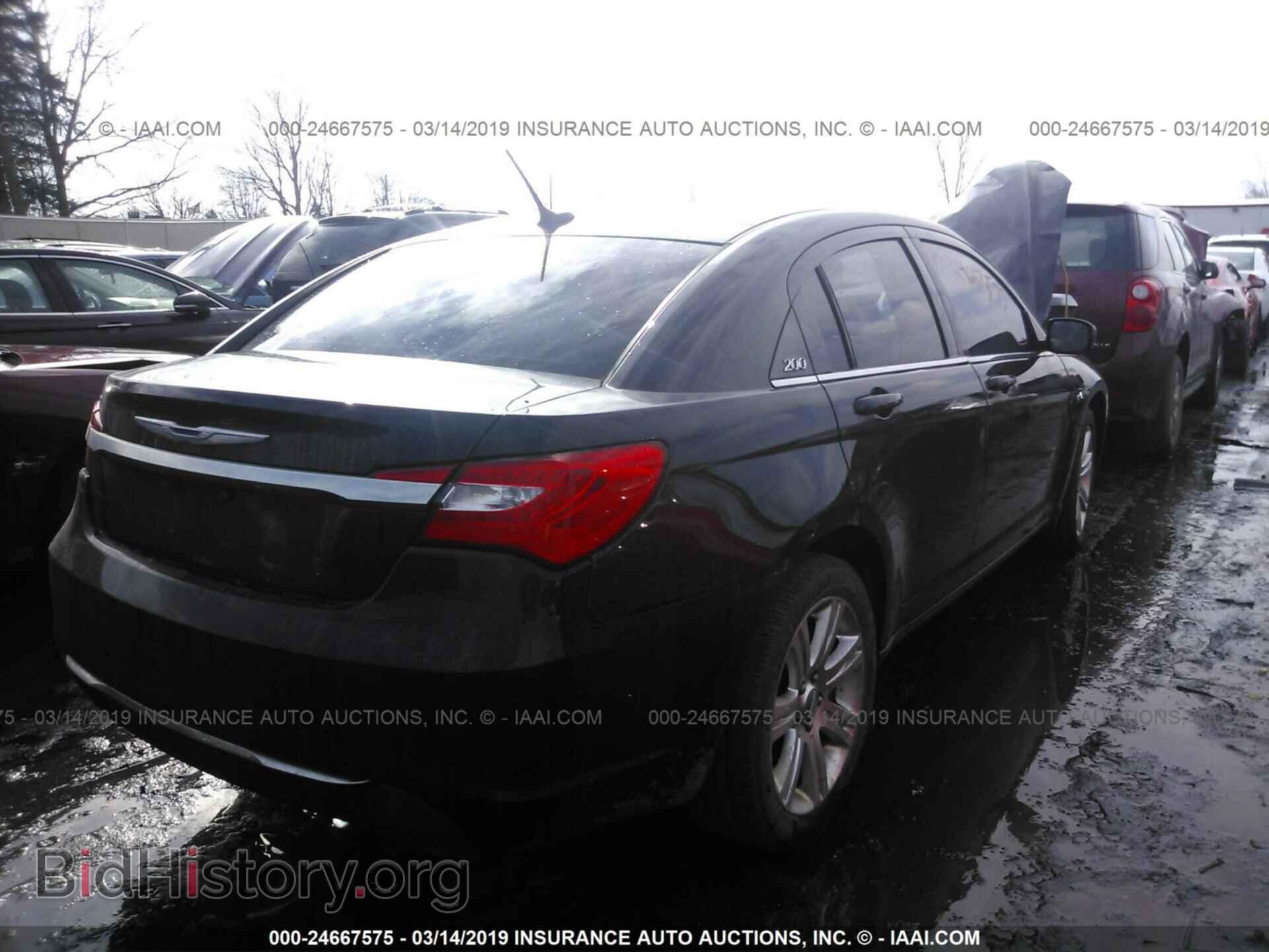 2011 CHRYSLER 200 - VIN: 1C3BC1FB9BN576775 - Фото 4