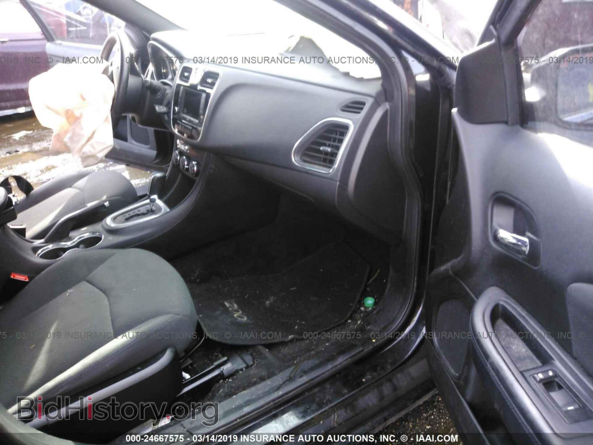 2011 CHRYSLER 200 - VIN: 1C3BC1FB9BN576775 - Фото 5