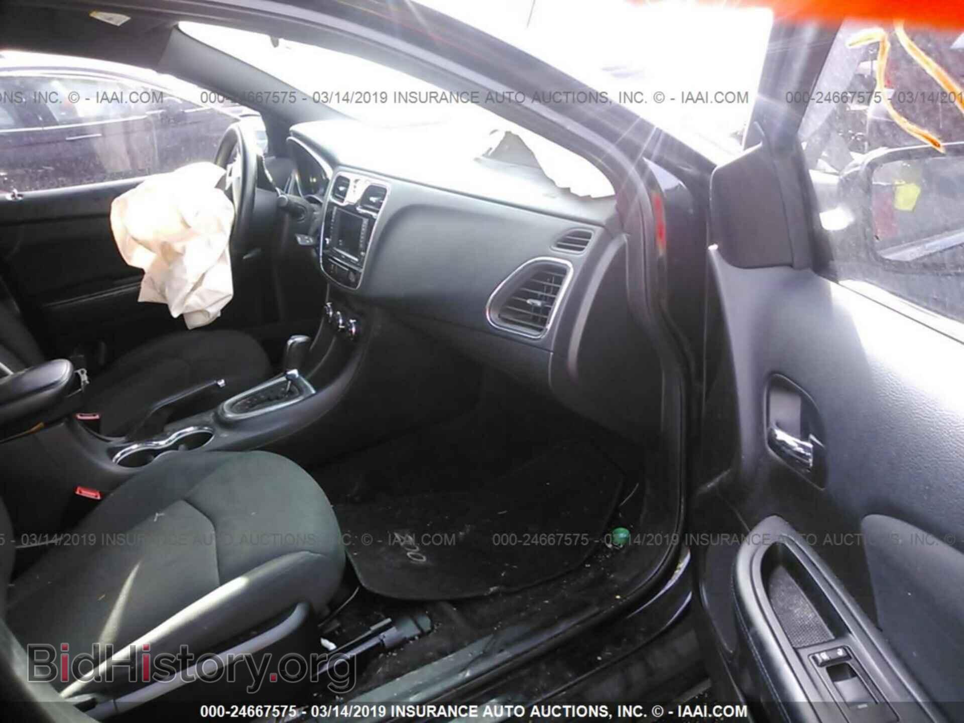 2011 CHRYSLER 200 - VIN: 1C3BC1FB9BN576775 - Фото 9
