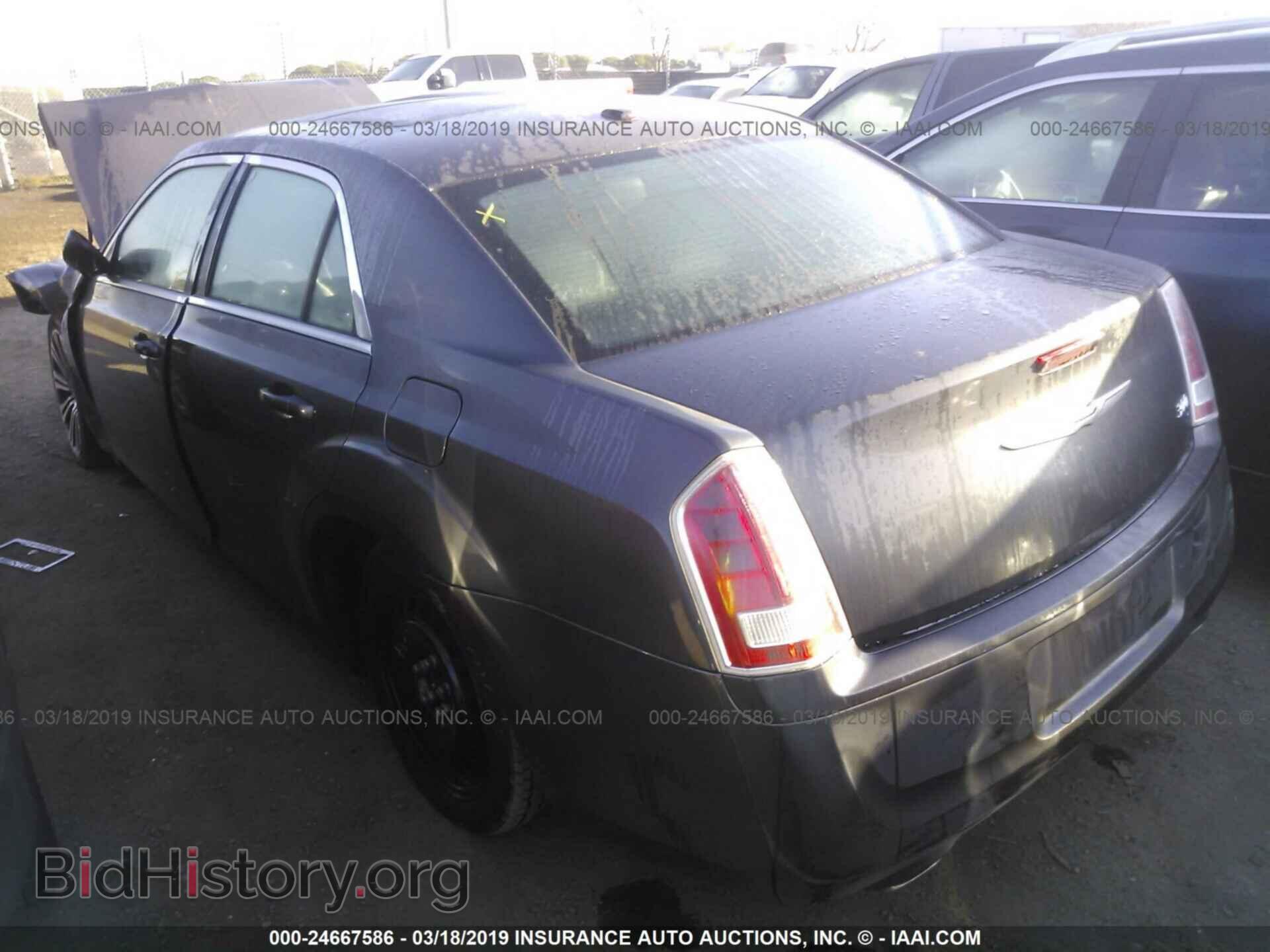 2014 CHRYSLER 300 - VIN: 2C3CCABGXEH103566 - Фото 3