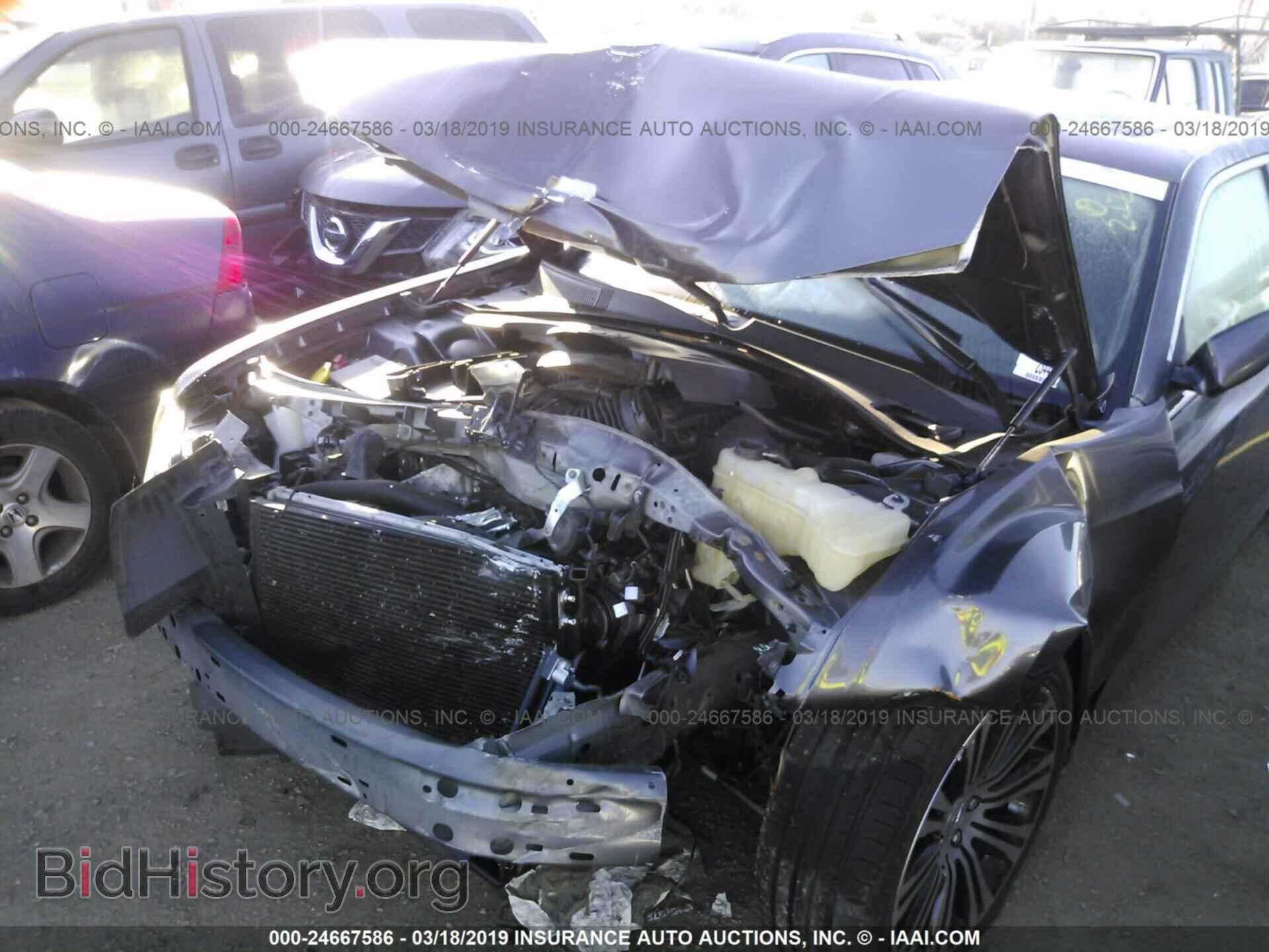 2014 CHRYSLER 300 - VIN: 2C3CCABGXEH103566 - Фото 6
