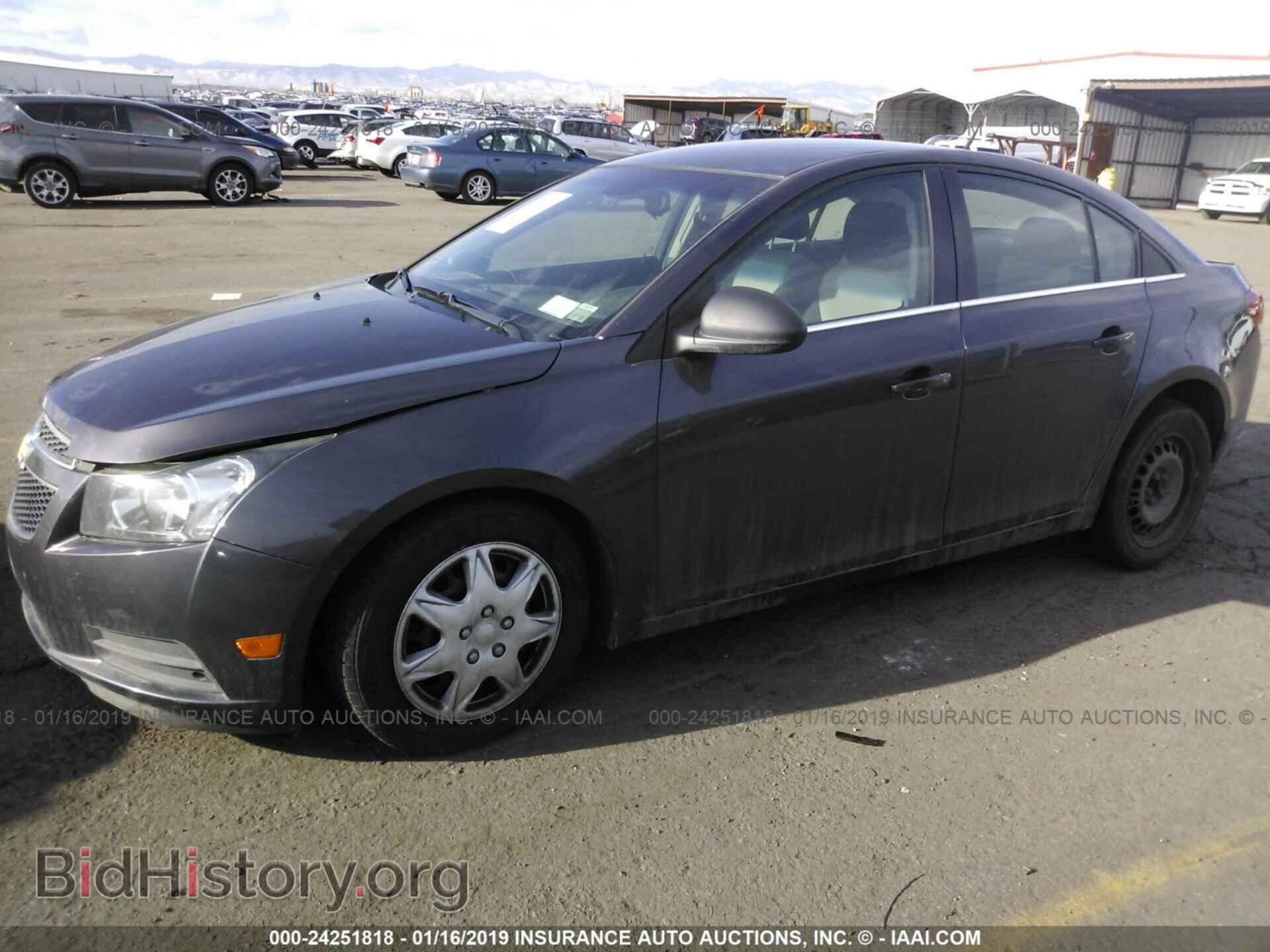 2010 AUDI A4 - VIN: WAUSFAFL5AA090298 - Фото 2