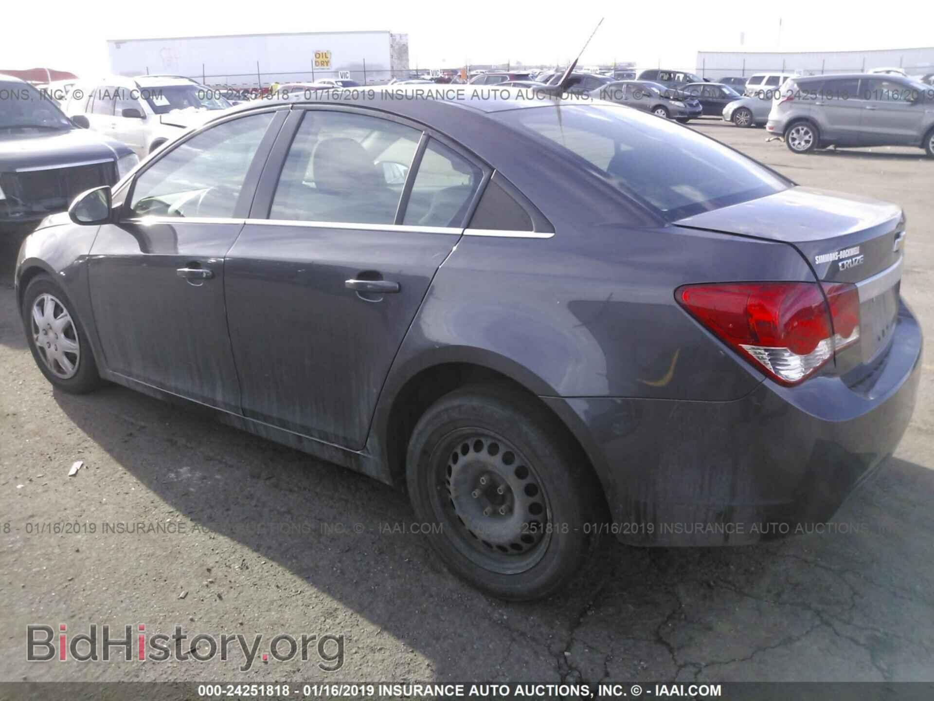 2010 AUDI A4 - VIN: WAUSFAFL5AA090298 - Фото 3