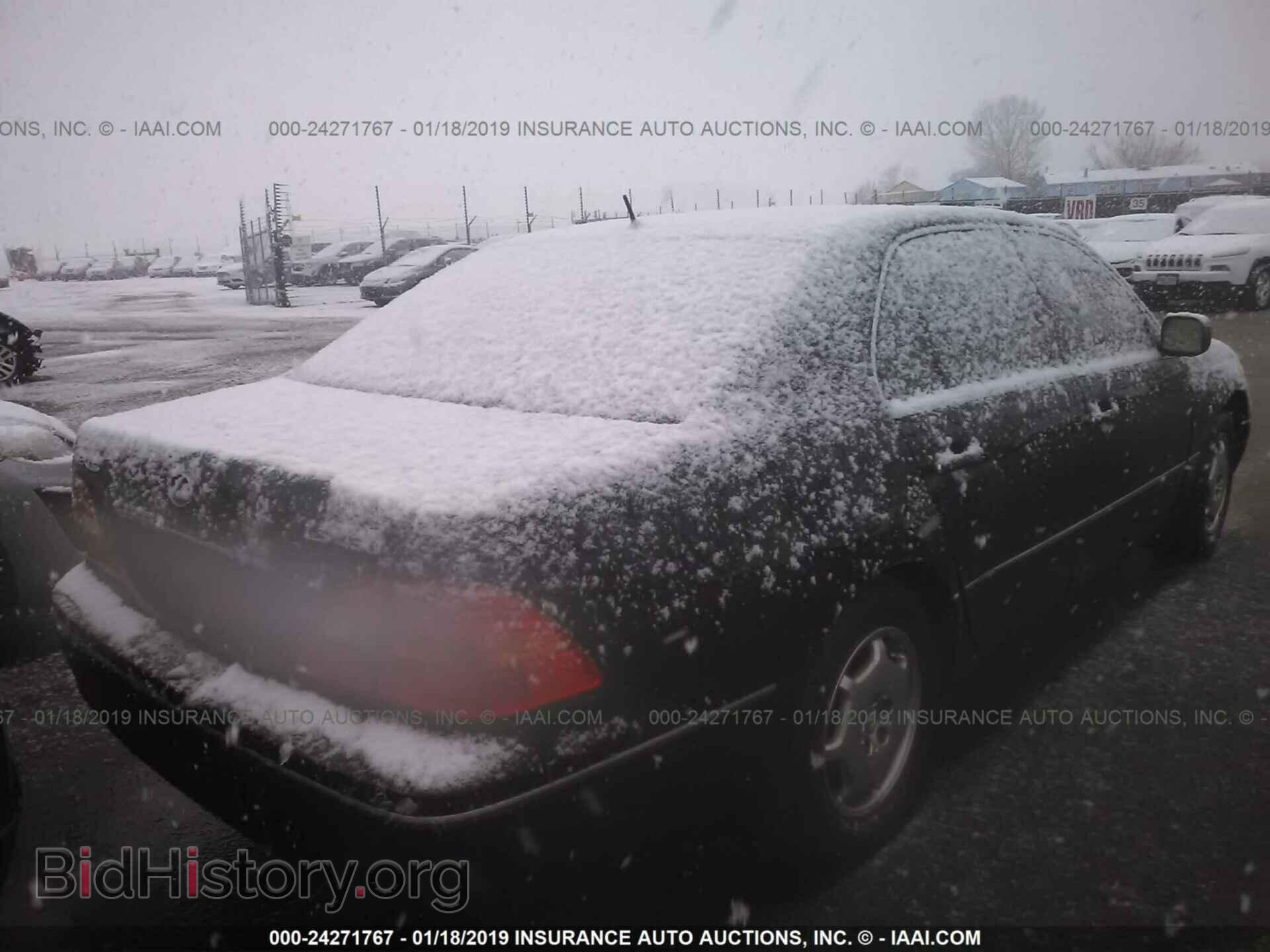 2002 LEXUS LS - VIN: JTHBN30F420056427 - Photo 4