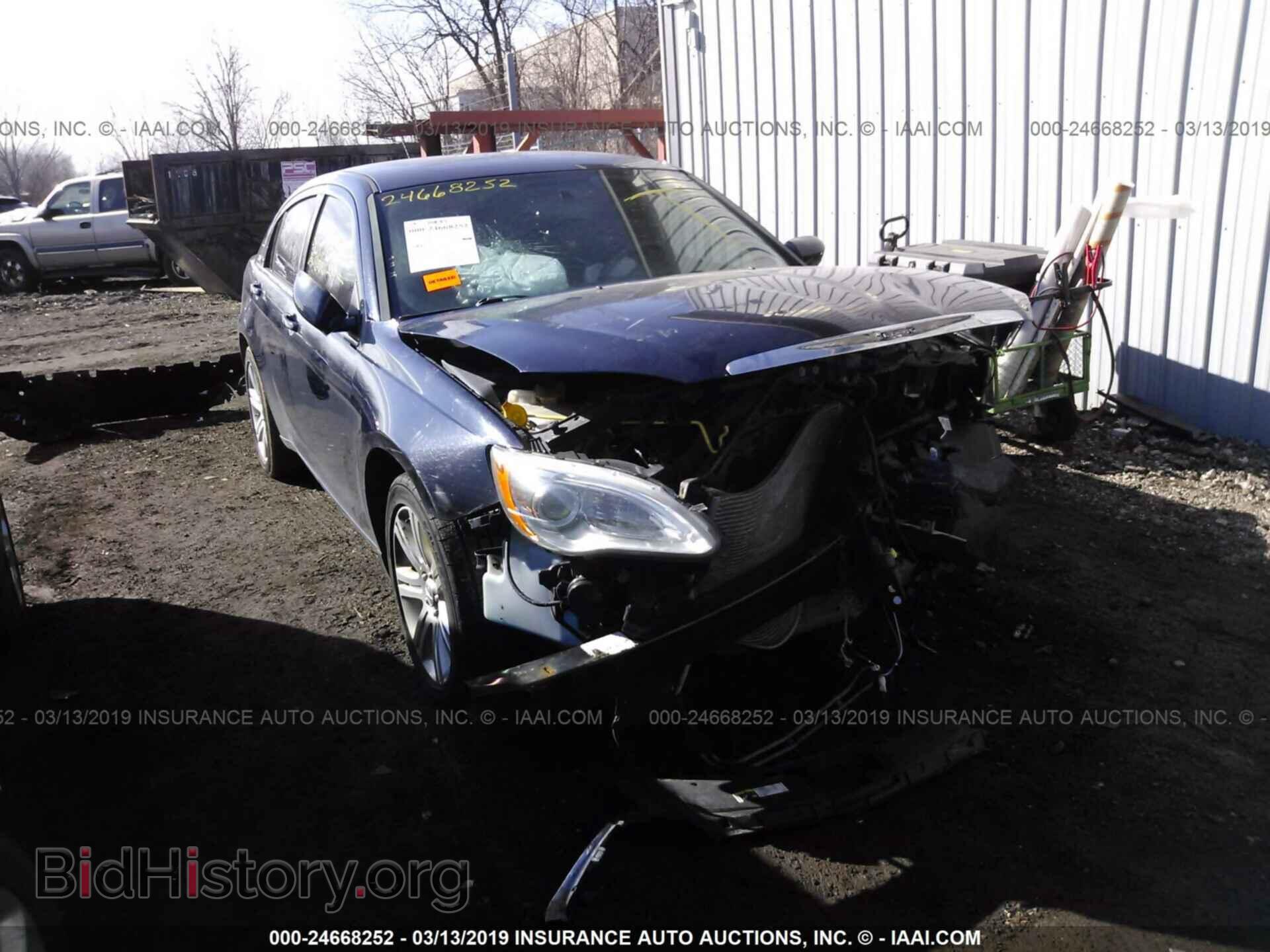 Photo 1C3CCBAB3DN765300 - CHRYSLER 200 2013