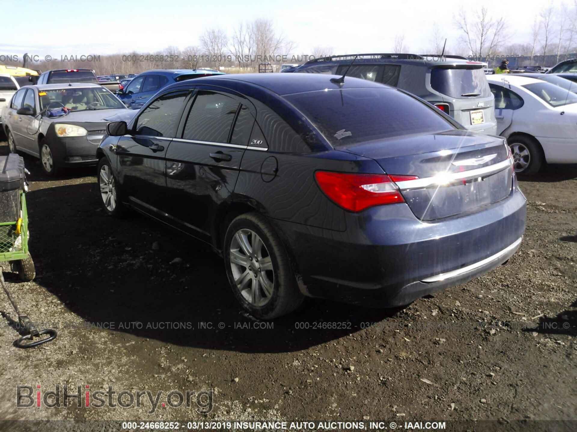 2013 CHRYSLER 200 - VIN: 1C3CCBAB3DN765300 - Photo 3