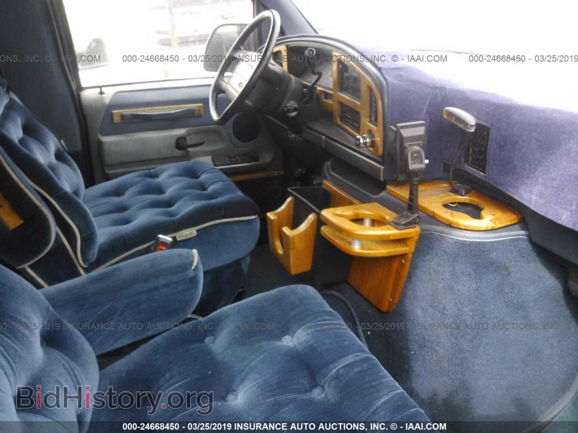 1993 FORD ECONOLINE - VIN: 1FDEE14HXPHA13858 - Фото 5