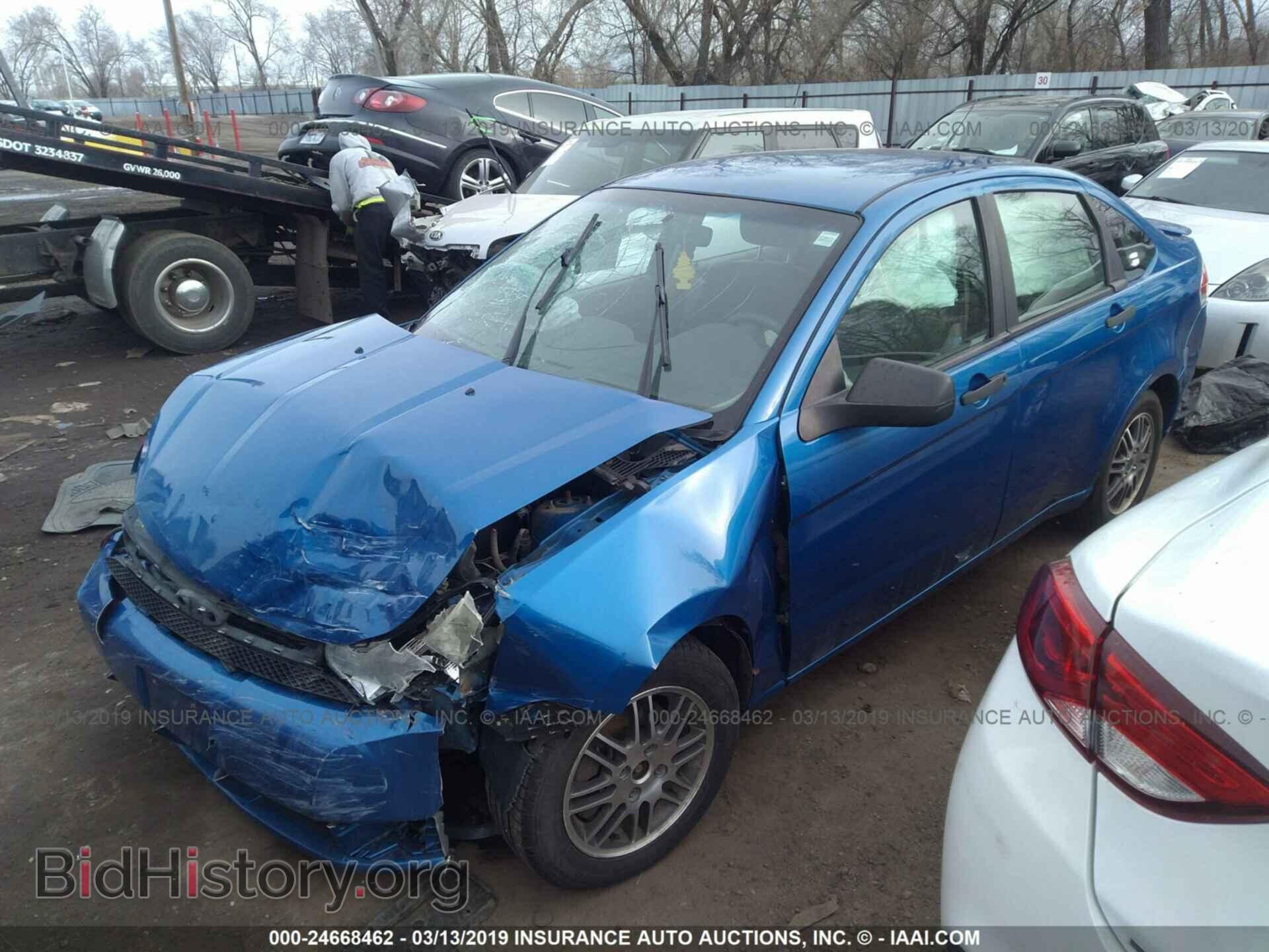 2011 FORD FOCUS - VIN: 1FAHP3FN8BW149233 - Фото 2