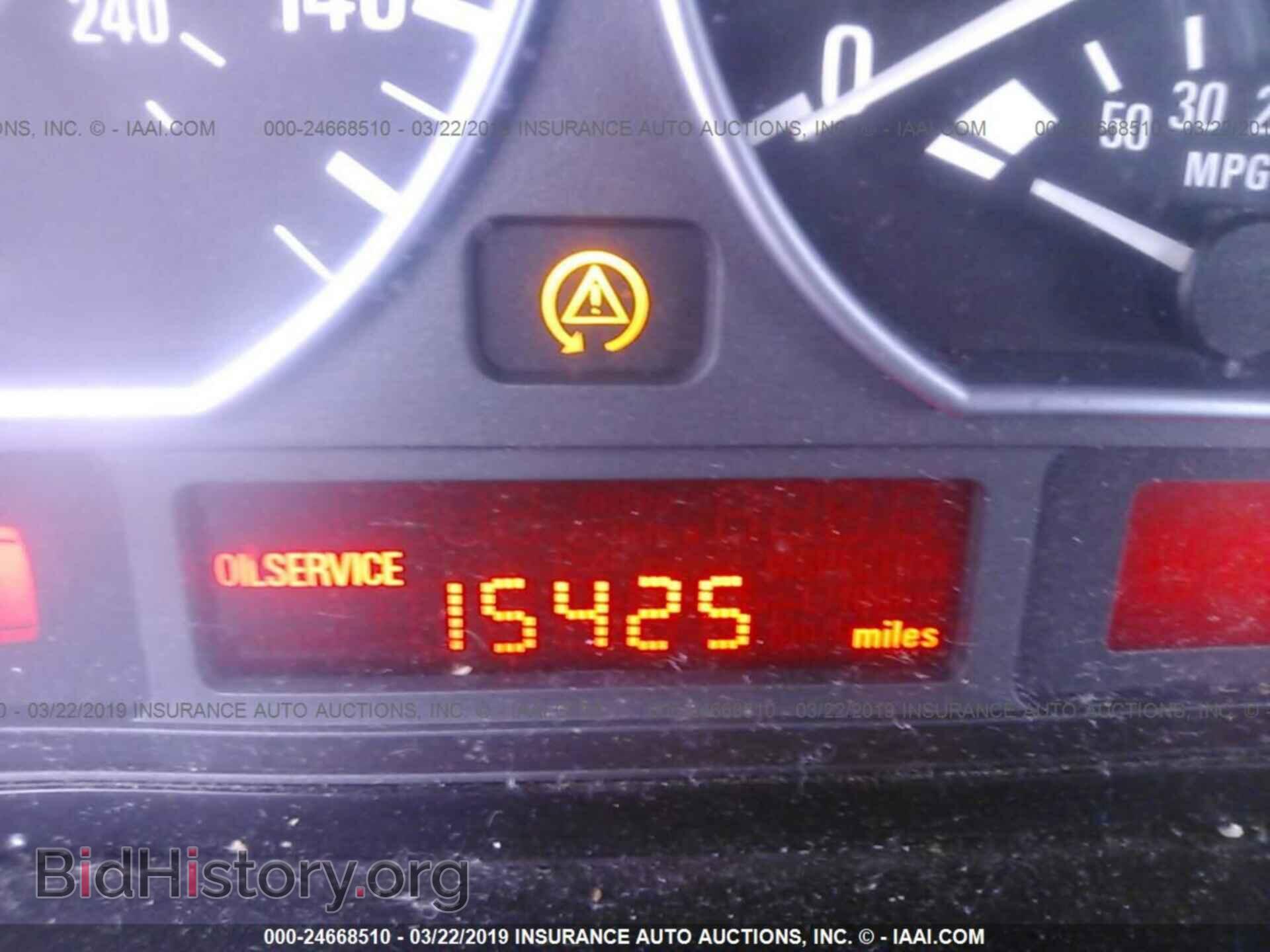 2003 BMW 330 - VIN: WBAEW53463PG21240 - Фото 7