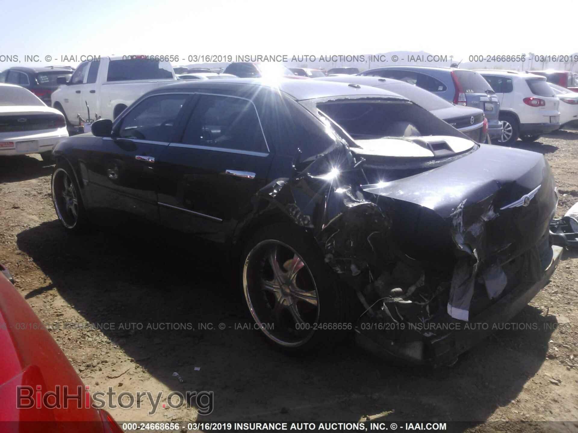 2007 CHRYSLER 300C - VIN: 2C3KA63H27H663042 - Фото 3
