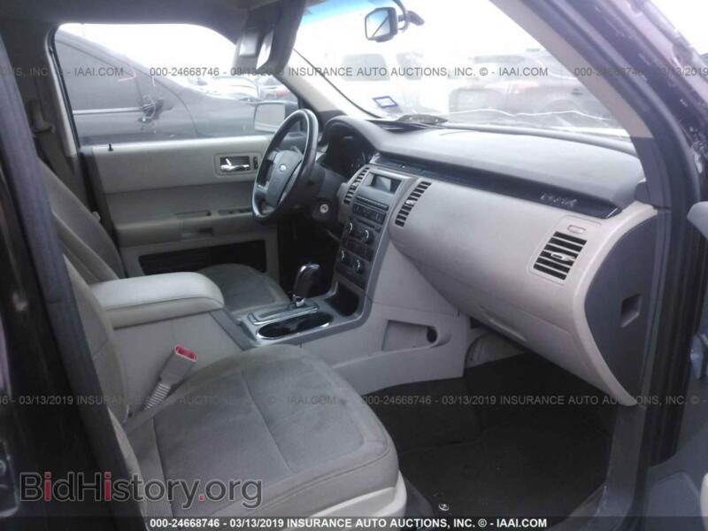 2011 Ford FLEX (VIN 2FMGK5BC0BBD09462) — фото 5 из 10