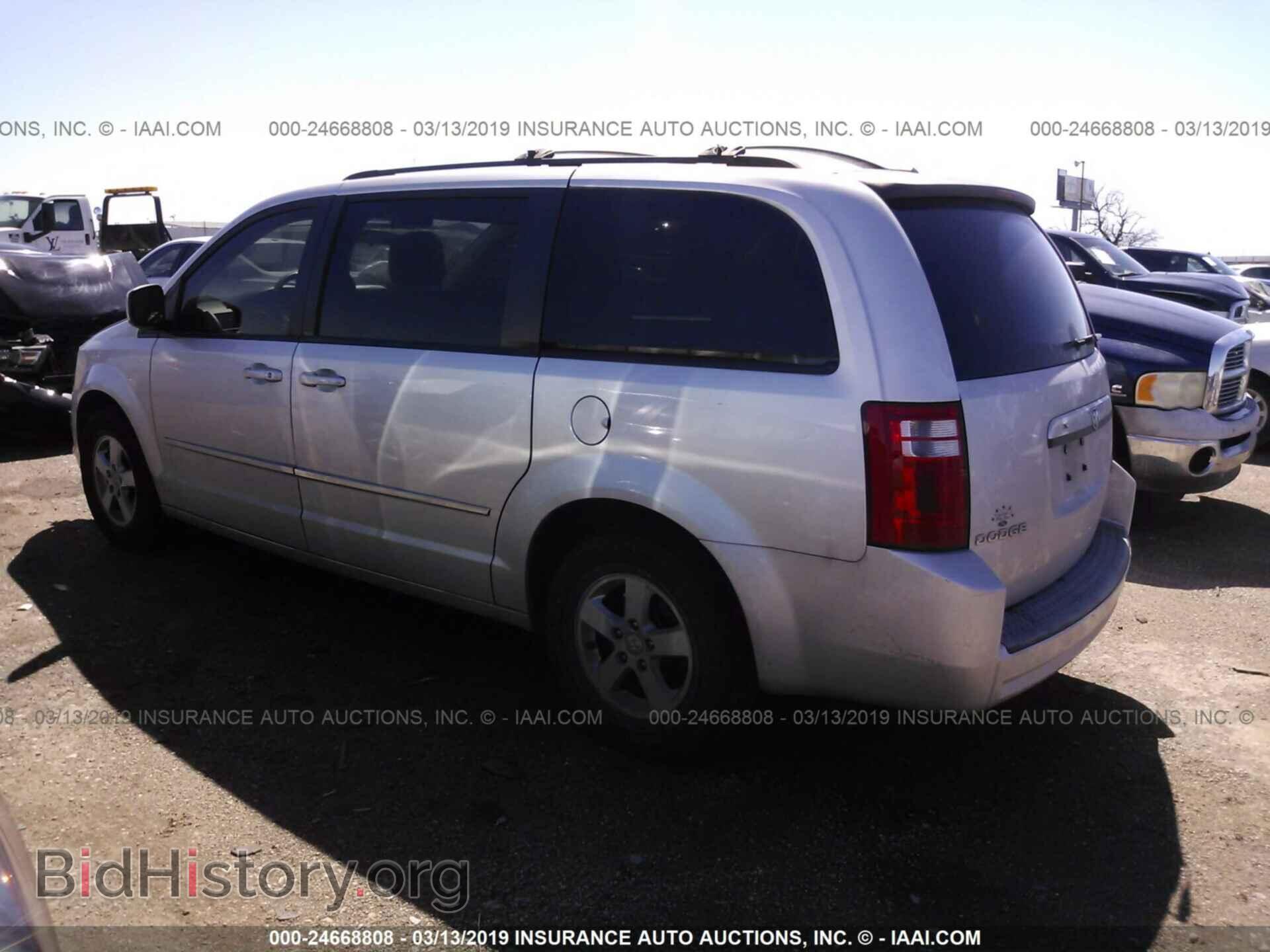 2010 DODGE GRAND CARAVAN - VIN: 2D4RN5D10AR408761 - Фото 3