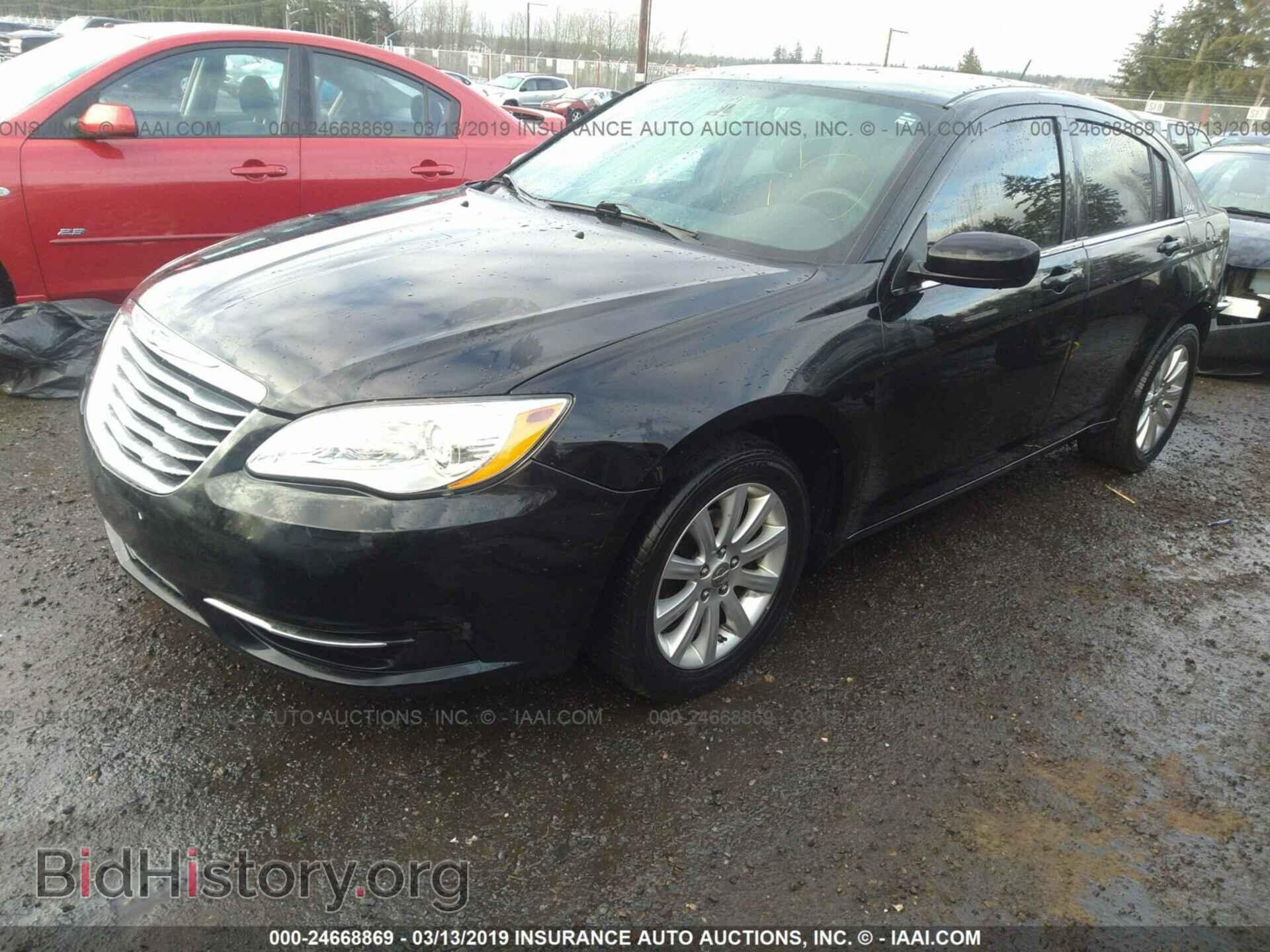 2012 CHRYSLER 200 - VIN: 1C3CCBBB5CN103733 - Фото 2