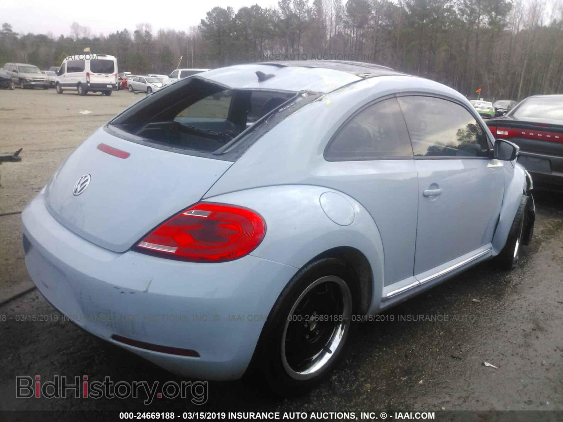 2012 VOLKSWAGEN BEETLE - VIN: 3VWJP7AT3CM651915 - Фото 4