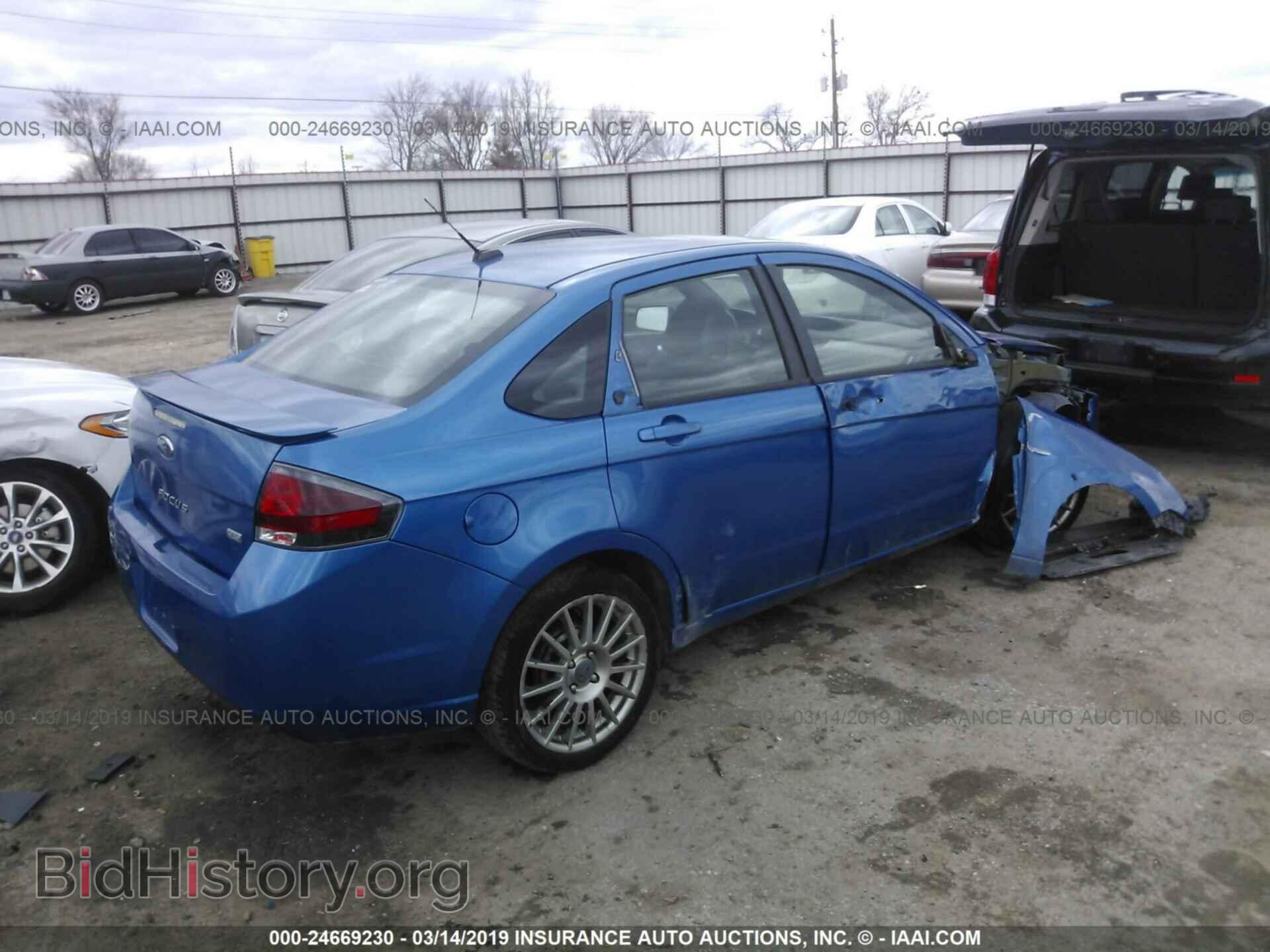 2011 FORD FOCUS - VIN: 1FAHP3GN9BW165651 - Фото 4