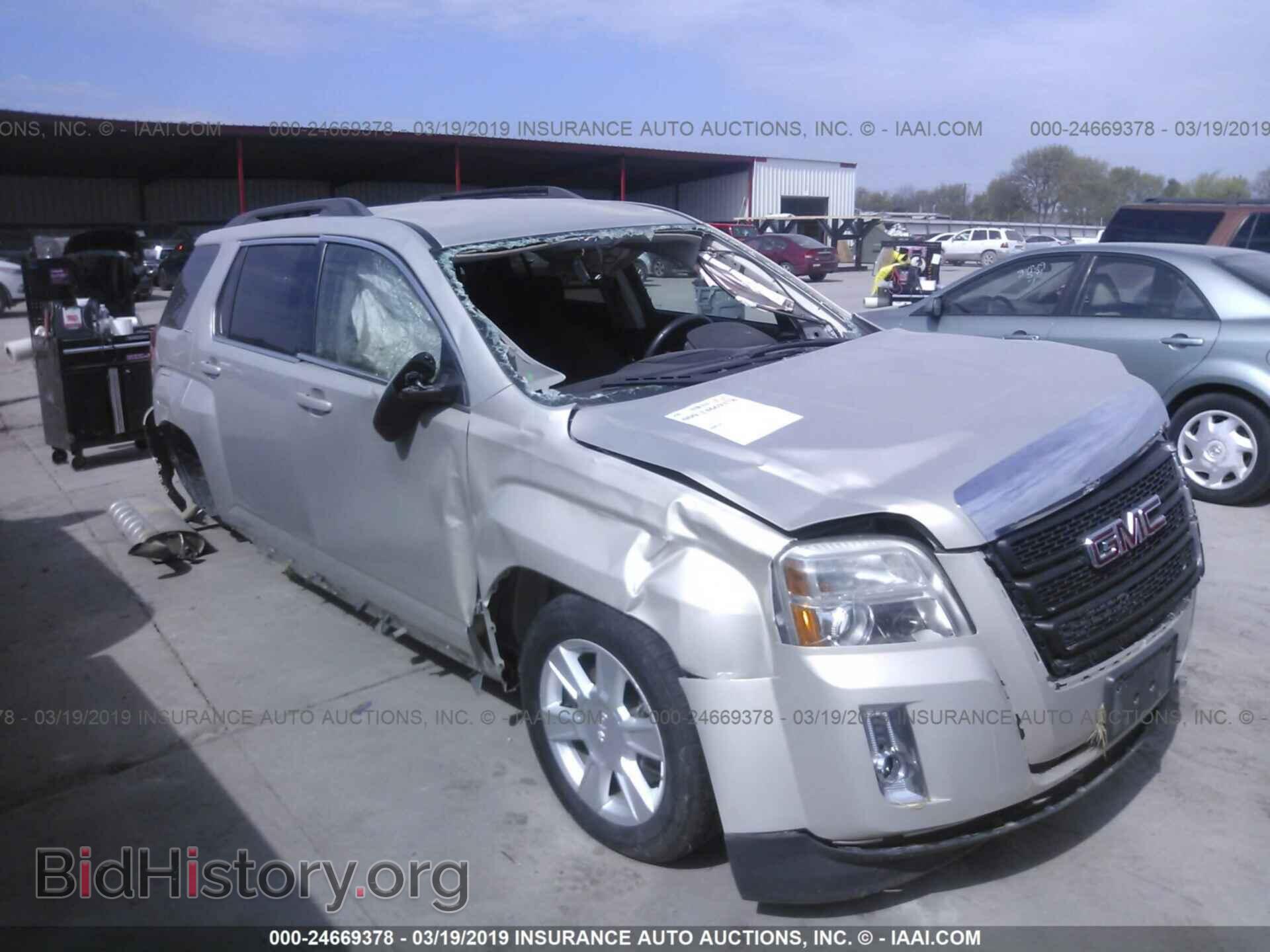 Фотография 2CTALSEC8B6473153 - GMC TERRAIN 2011