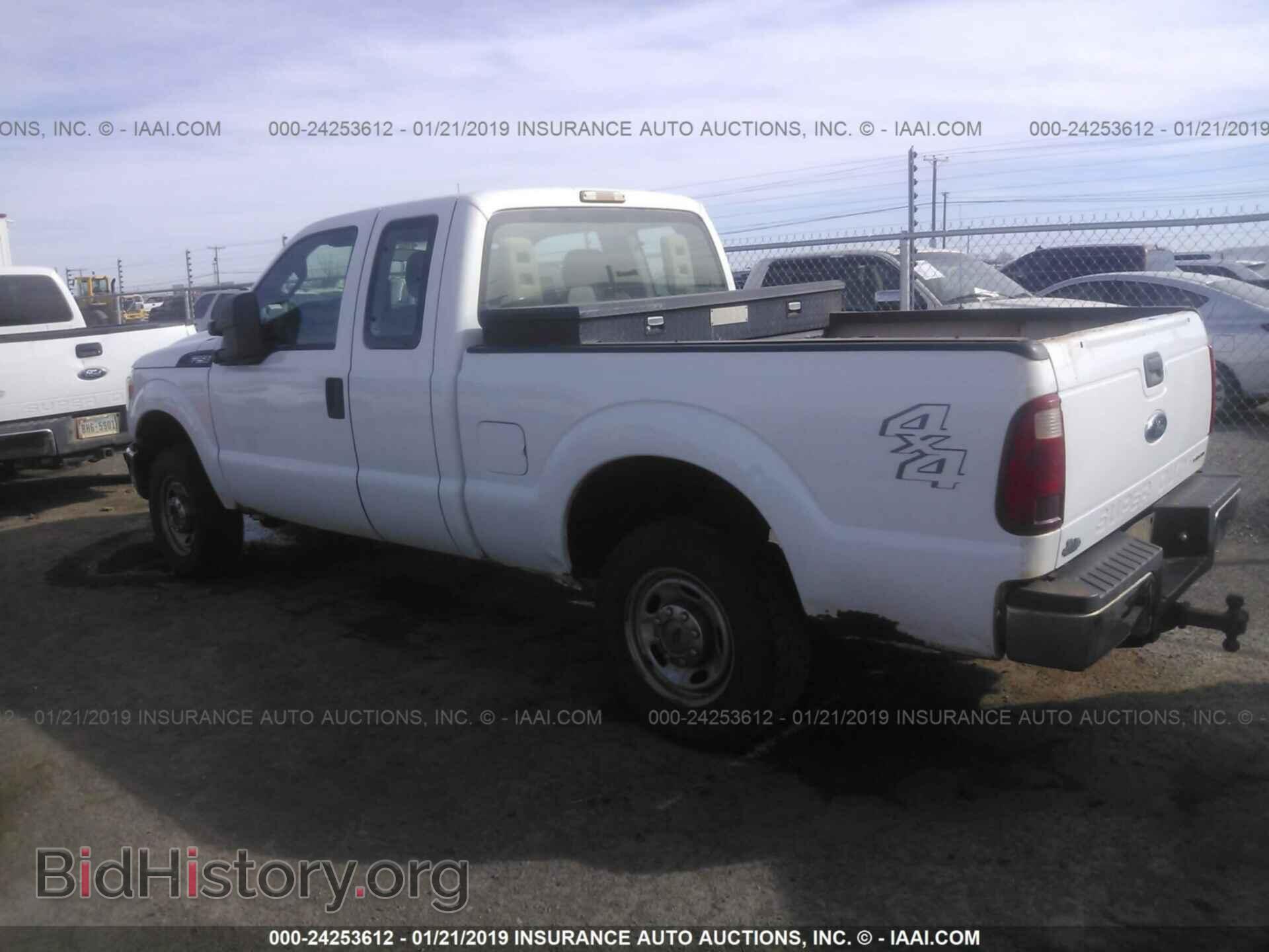 2013 FORD F250 - VIN: 1FT7X2B61DEA39275 - Фото 3