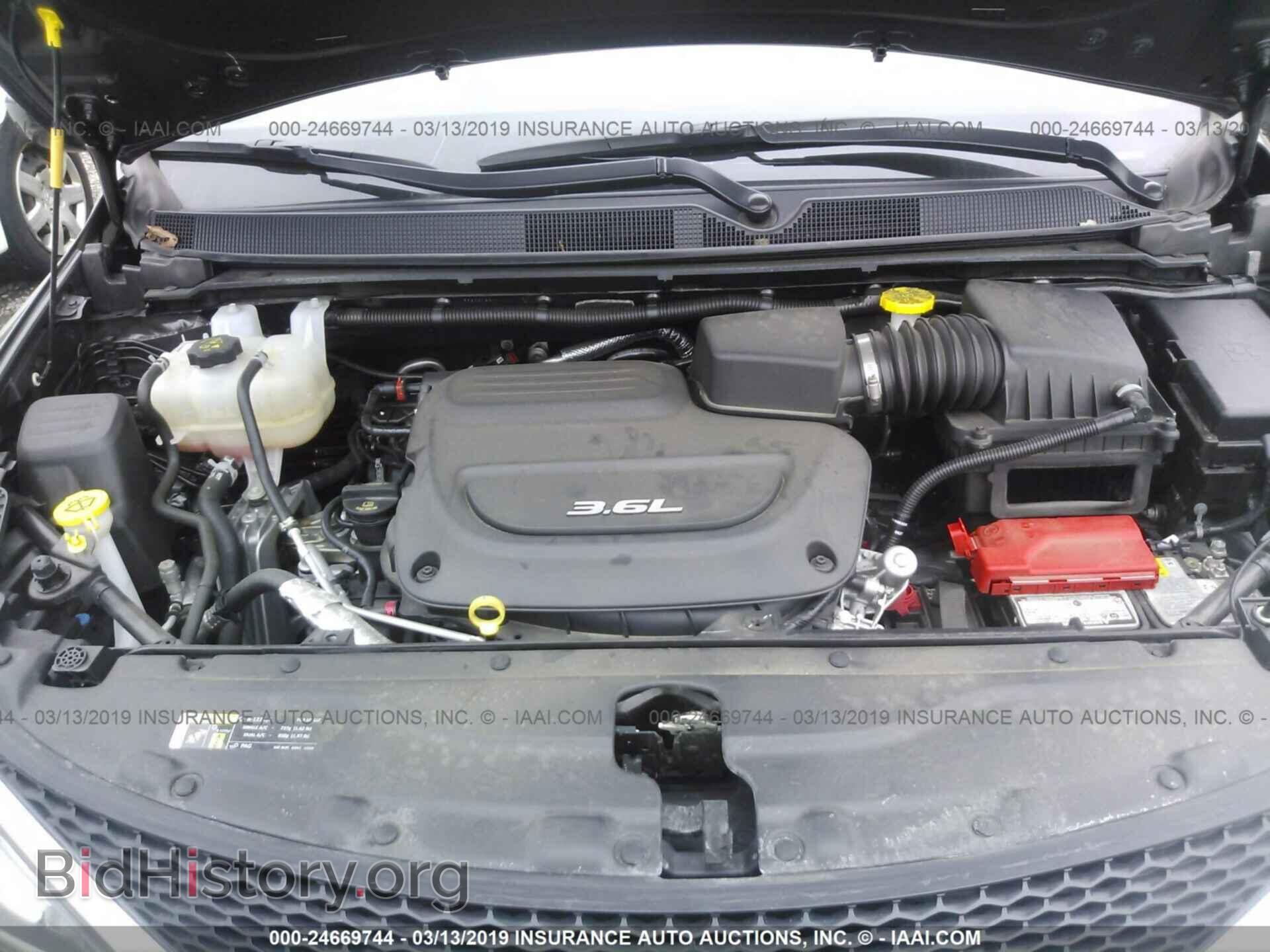 2017 CHRYSLER PACIFICA - VIN: 2C4RC1EG1HR752902 - Фото 10