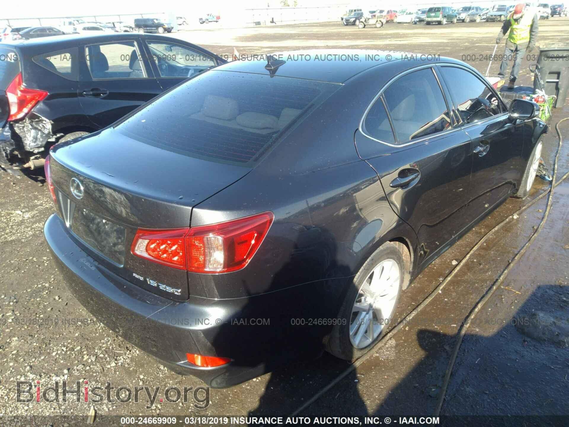 2011 LEXUS IS - VIN: JTHCF5C20B5049497 - Фото 4