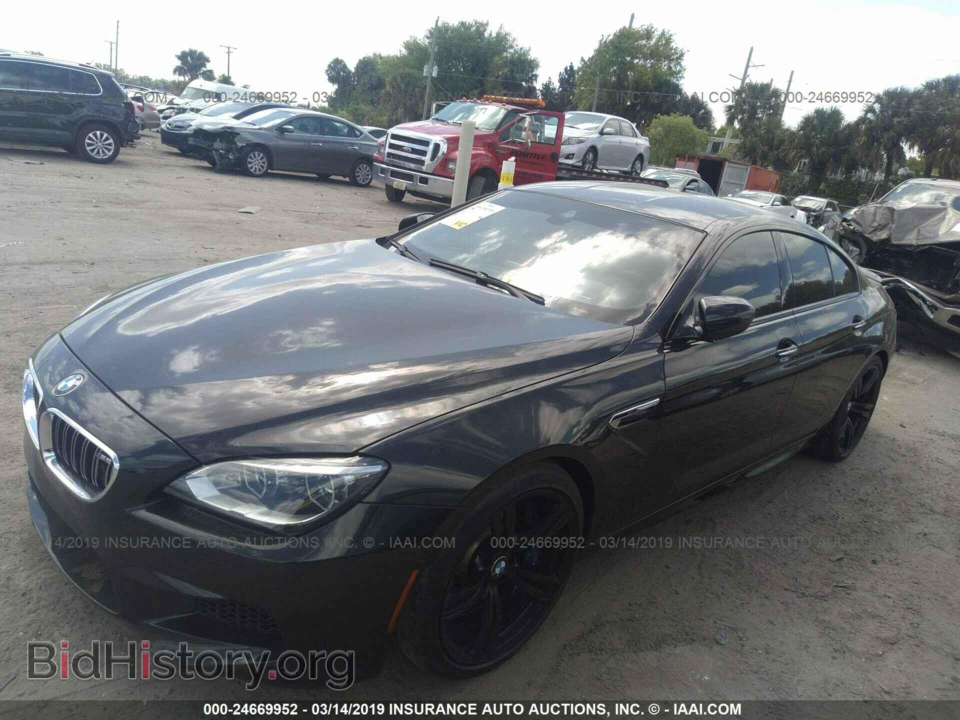 2015 BMW M6 - VIN: WBS6C9C5XFD467692 - Фото 2