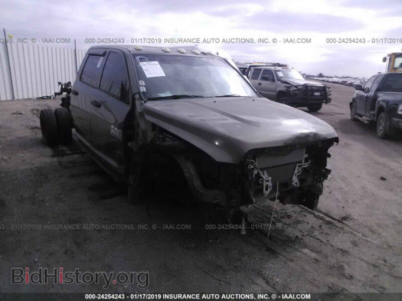 2014 RAM 3500 (VIN 3C63RRGLXEG226712) — photo 1 of 10, IAAI, damage: engine damage