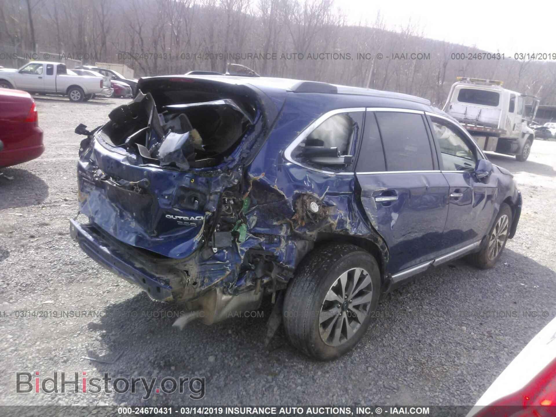 2017 SUBARU OUTBACK - VIN: 4S4BSETC0H3380839 - Фото 4