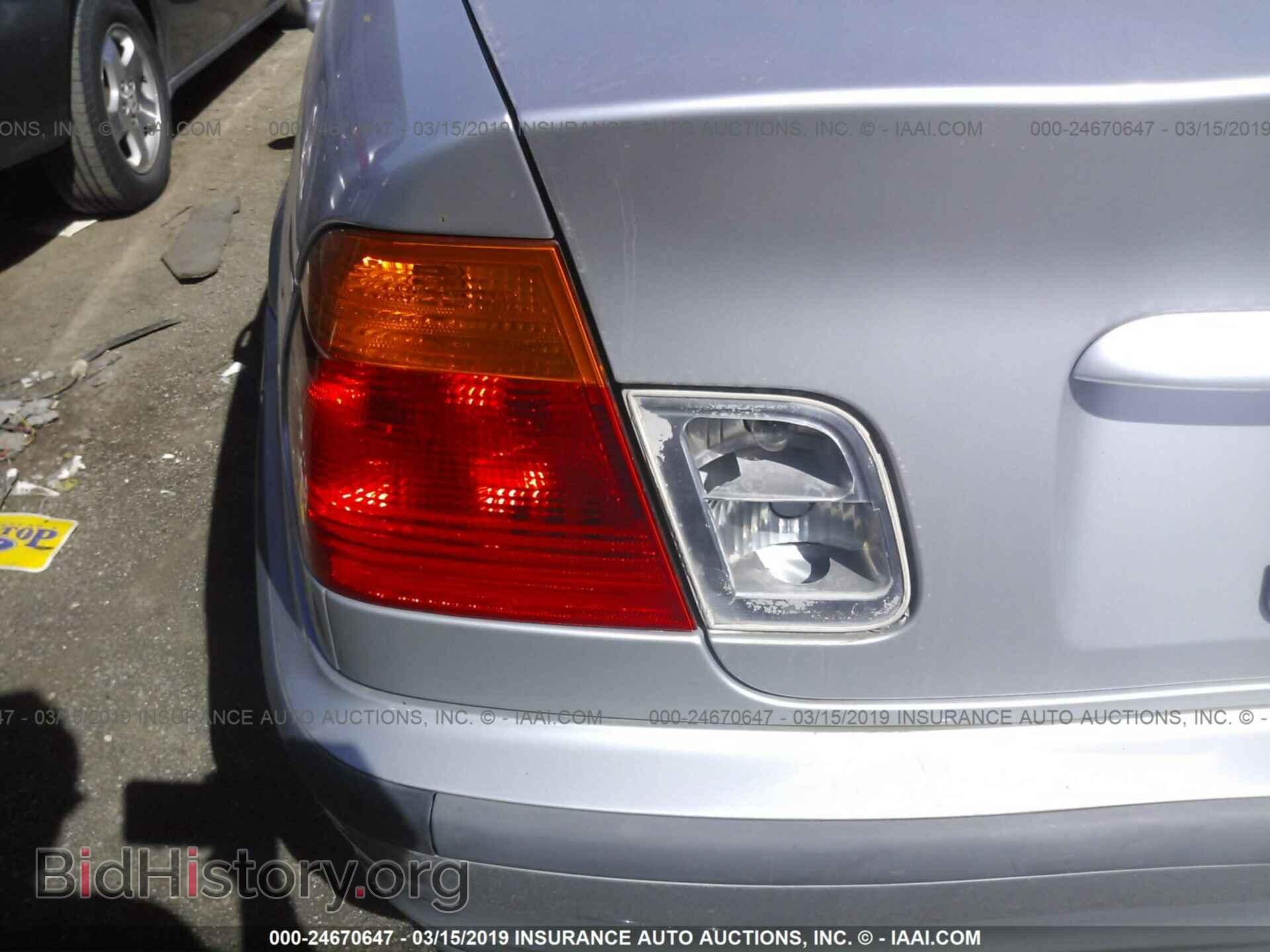 2001 BMW 330 - VIN: WBAAV53491JS91690 - Фото 6