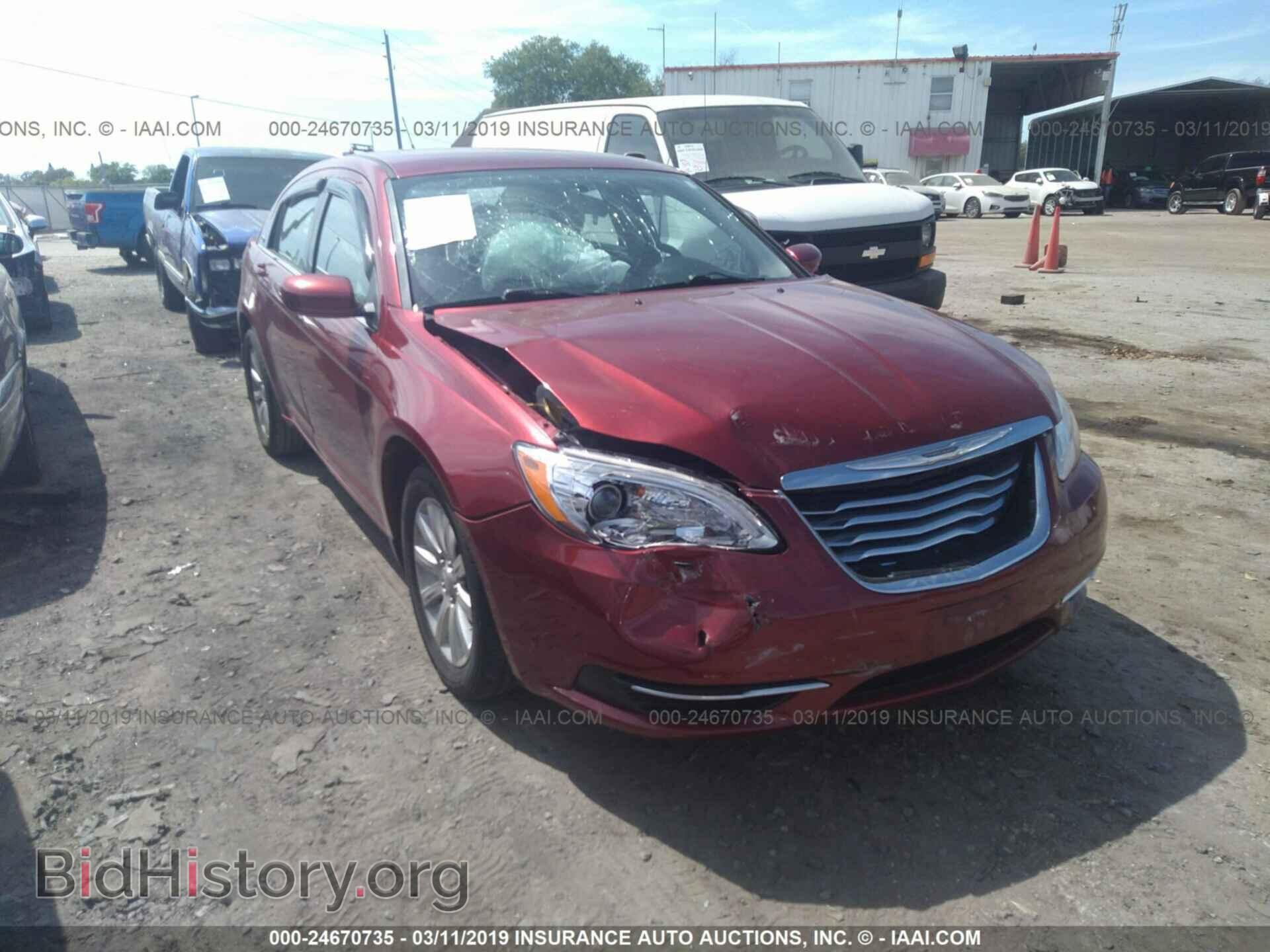 Photo 1C3BC1FBXBN538049 - CHRYSLER 200 2011