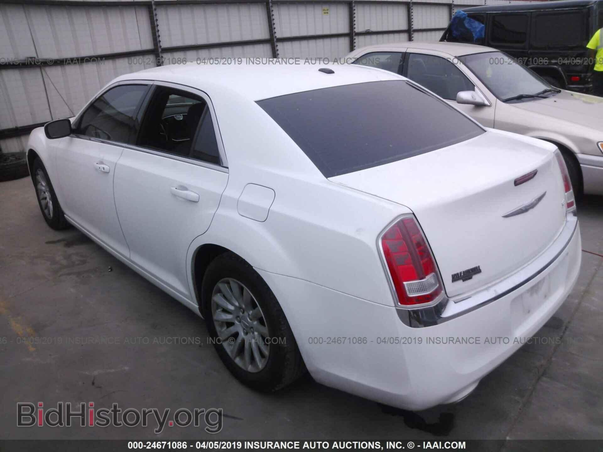 2012 CHRYSLER 300 - VIN: 2C3CCAAG9CH311923 - Photo 3