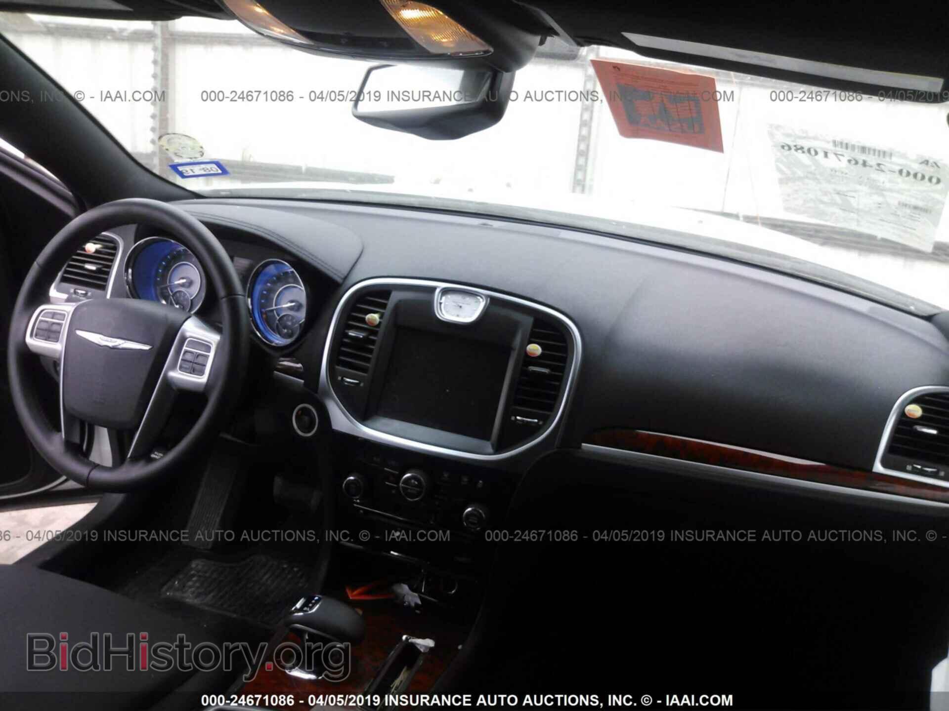 2012 CHRYSLER 300 - VIN: 2C3CCAAG9CH311923 - Photo 5
