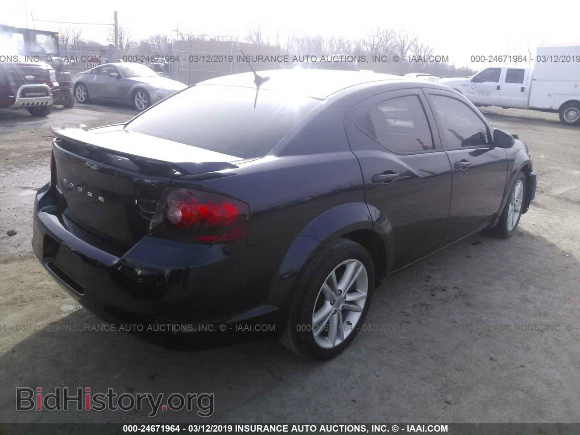2011 DODGE AVENGER - VIN: 1B3BD1FG3BN585381 - Фото 4