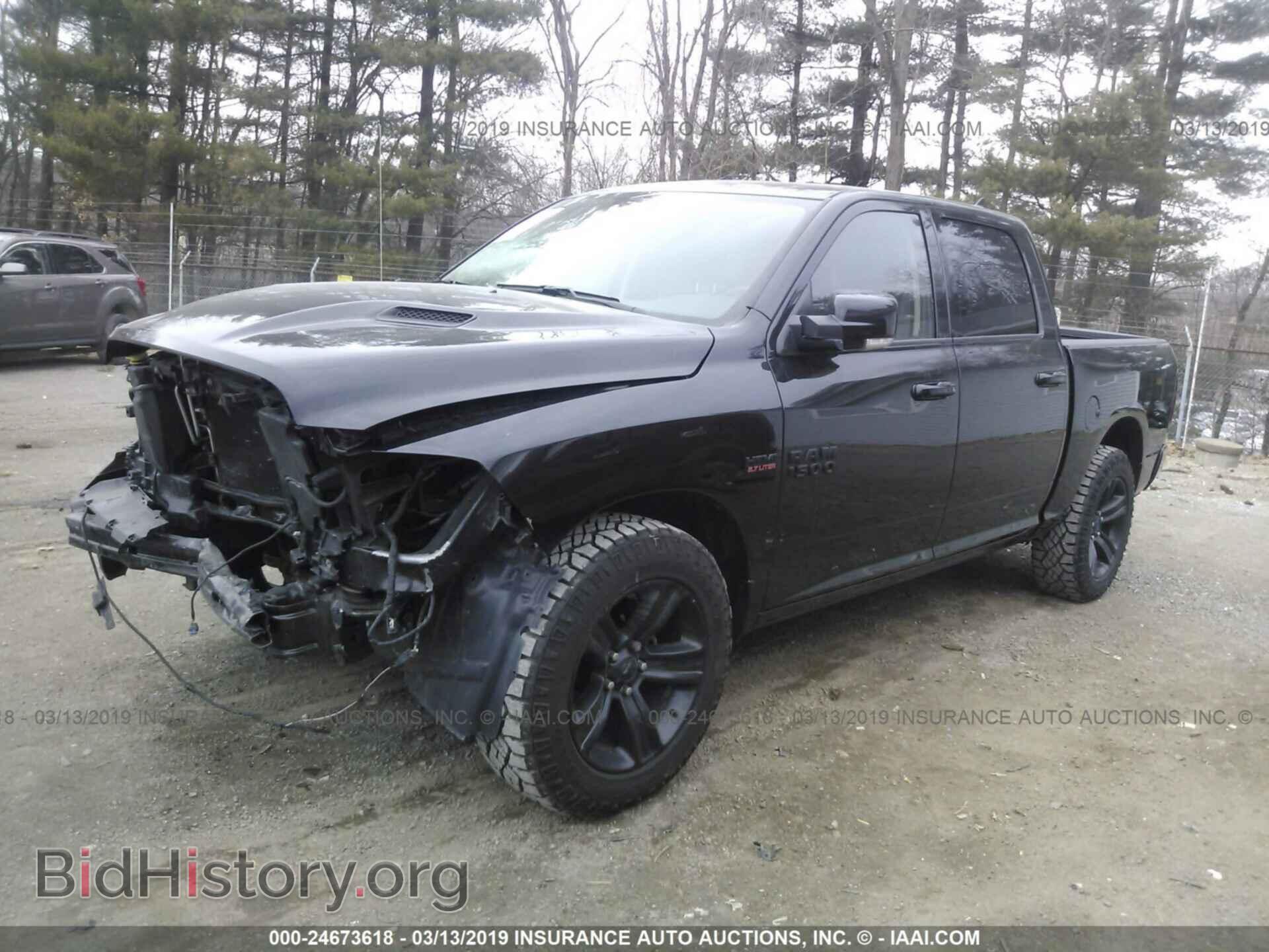 2017 RAM 1500 - VIN: 1C6RR7MT7HS631037 - Фото 2