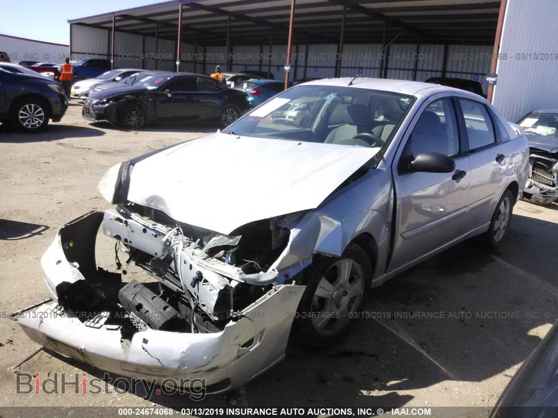 2005 FORD FOCUS - VIN: 1FAFP34N45W231829 - Фото 2