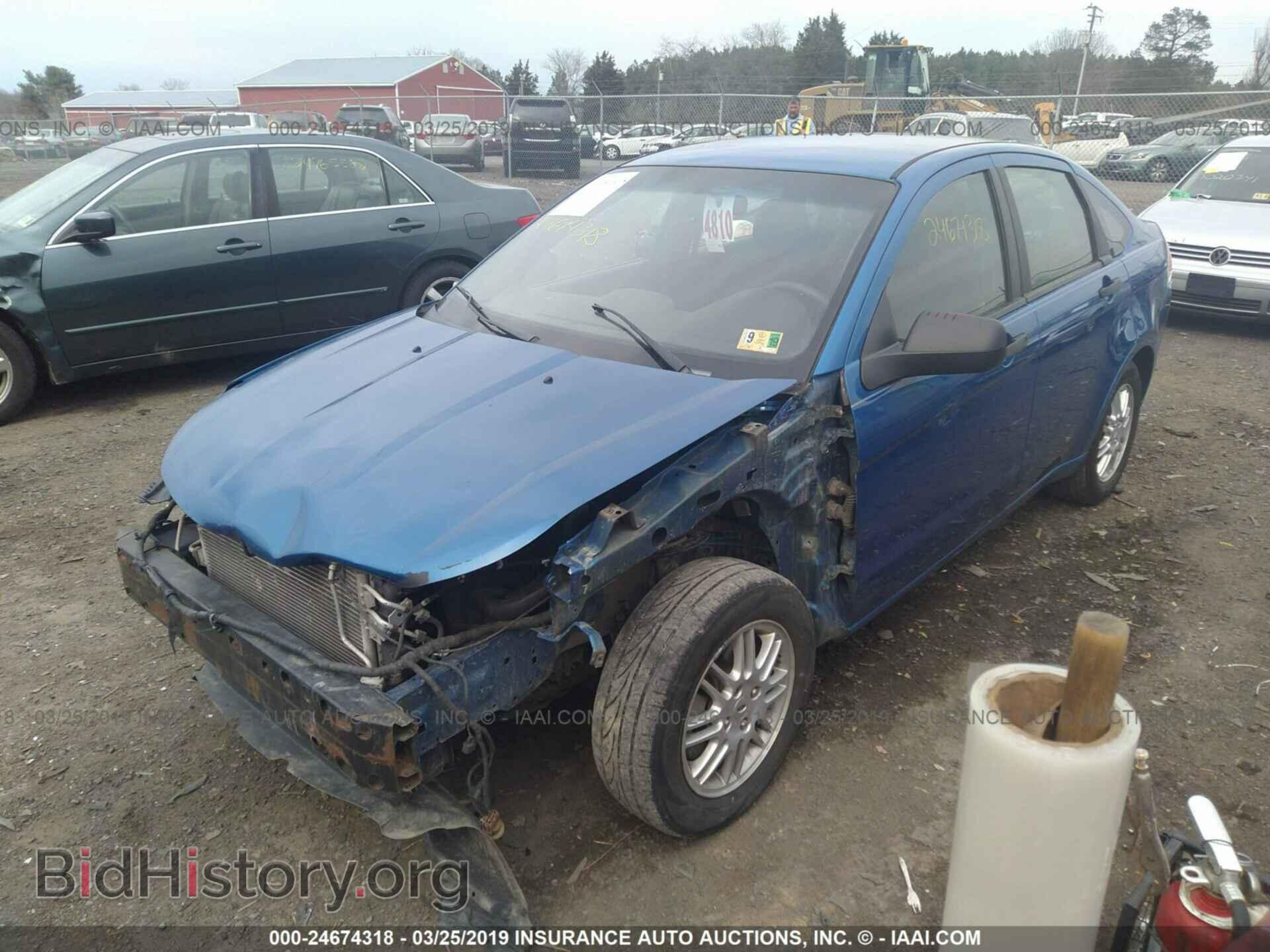 2011 FORD FOCUS - VIN: 1FAHP3FN6BW121608 - Фото 2