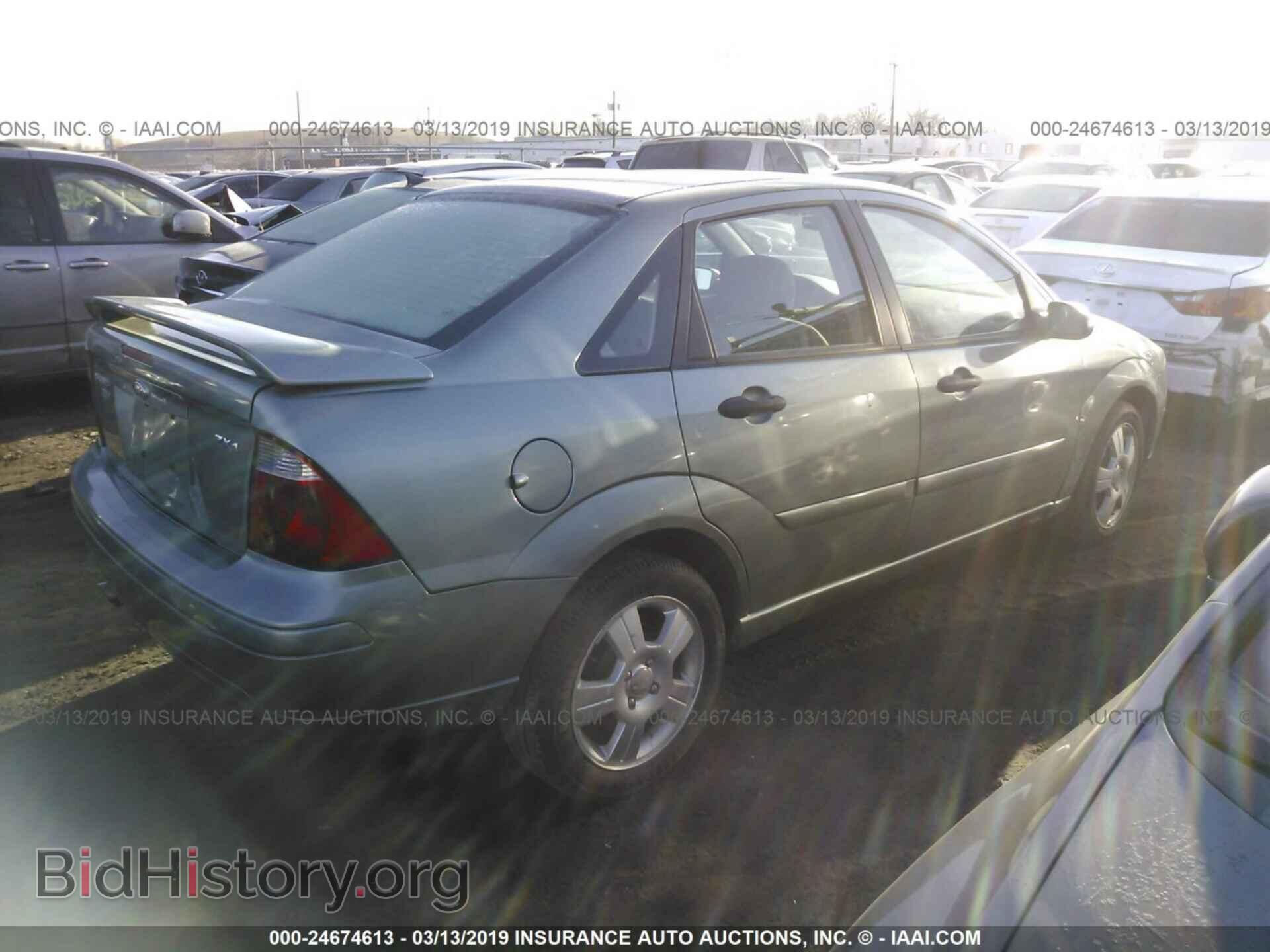 2005 FORD FOCUS - VIN: 1FAFP34N95W172115 - Фото 4