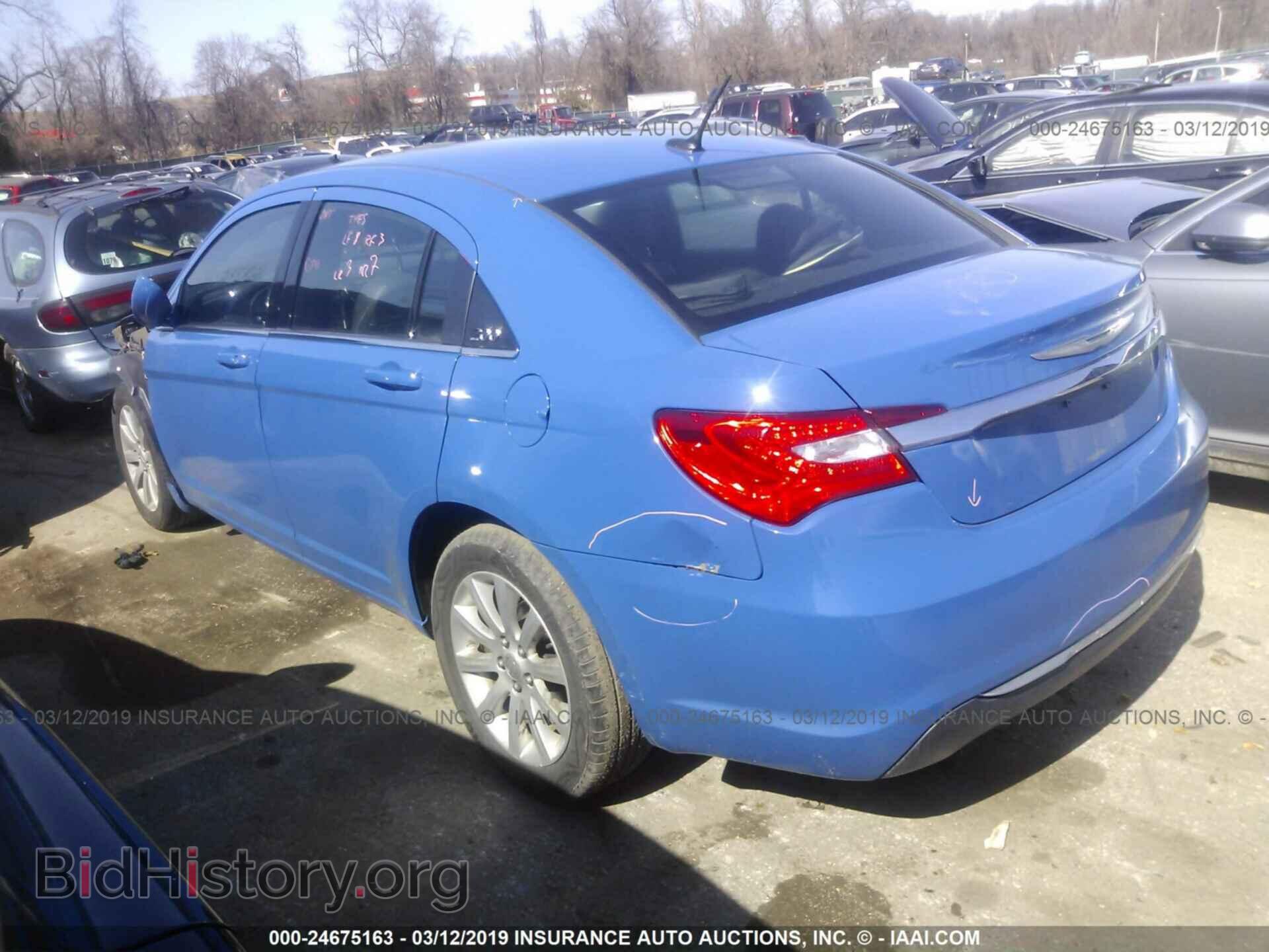 2012 CHRYSLER 200 - VIN: 1C3CCBBBXCN120236 - Фото 3