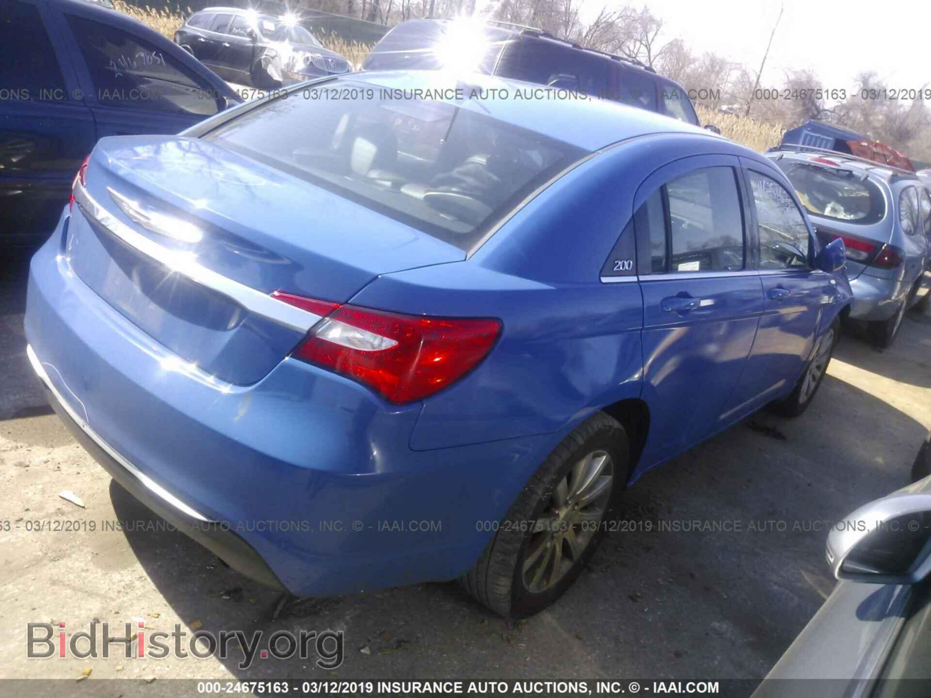 2012 CHRYSLER 200 - VIN: 1C3CCBBBXCN120236 - Фото 4